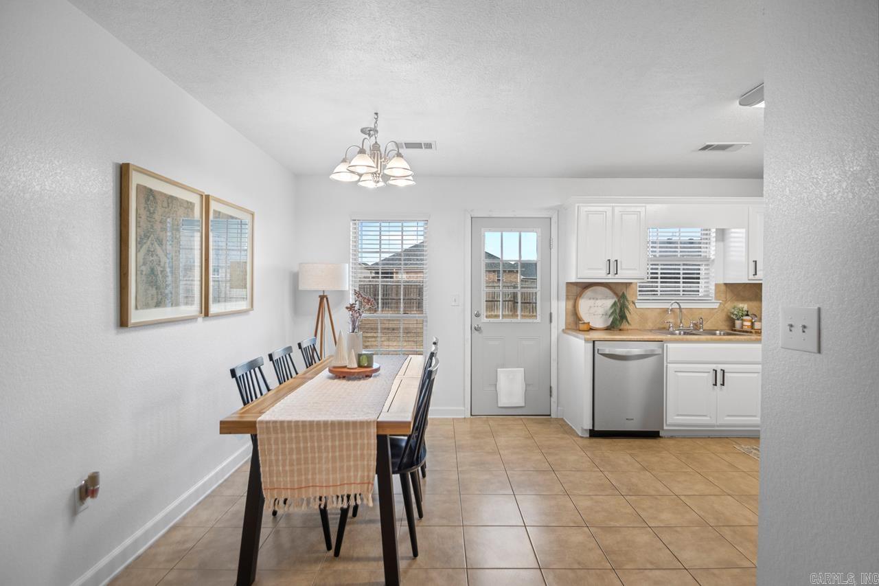 JEWELS ESTATES - Residential