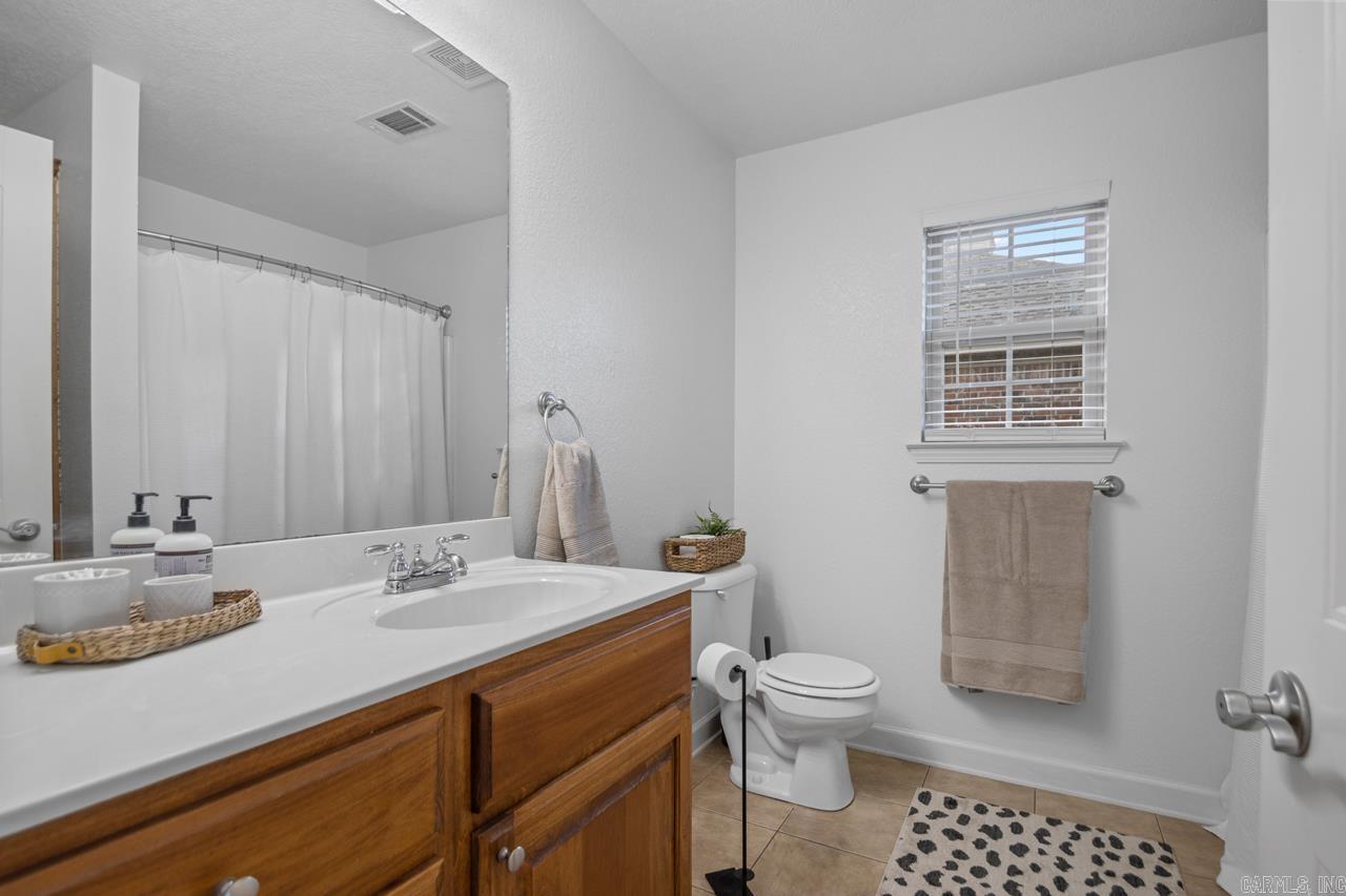 JEWELS ESTATES - Residential