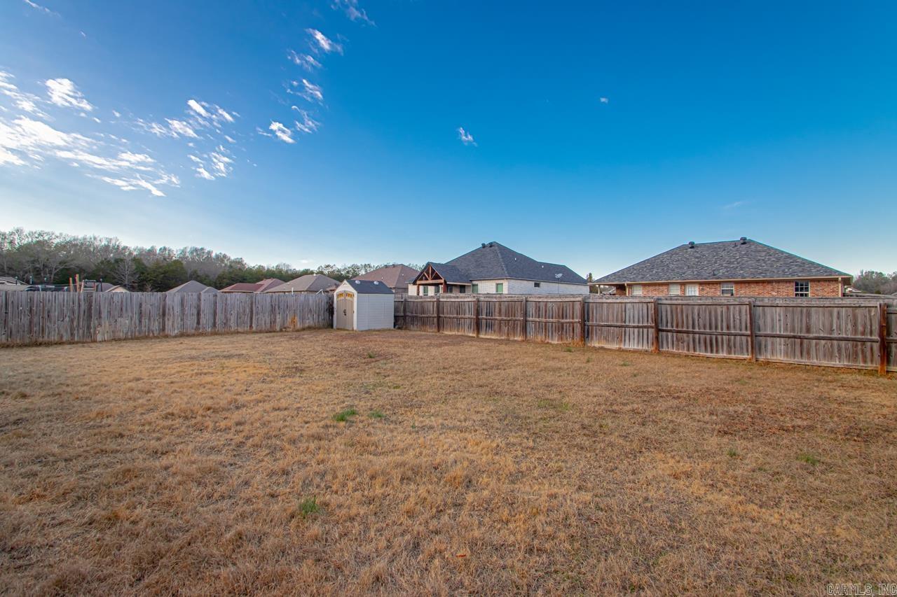 JEWELS ESTATES - Residential