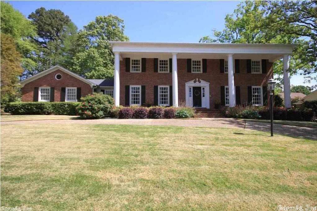 Beautiful home in Pleasant Valley.