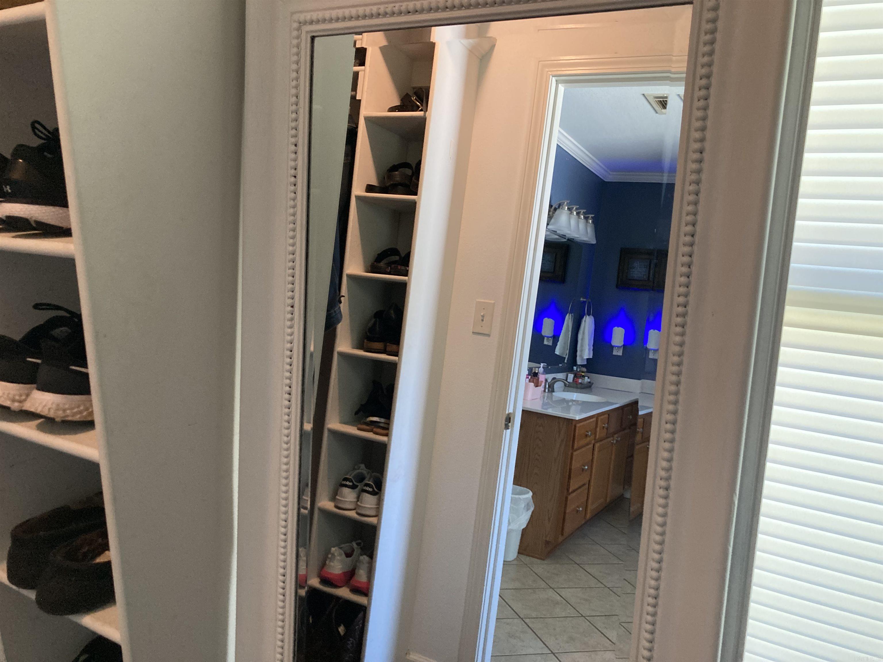 Pine Crest - Residential