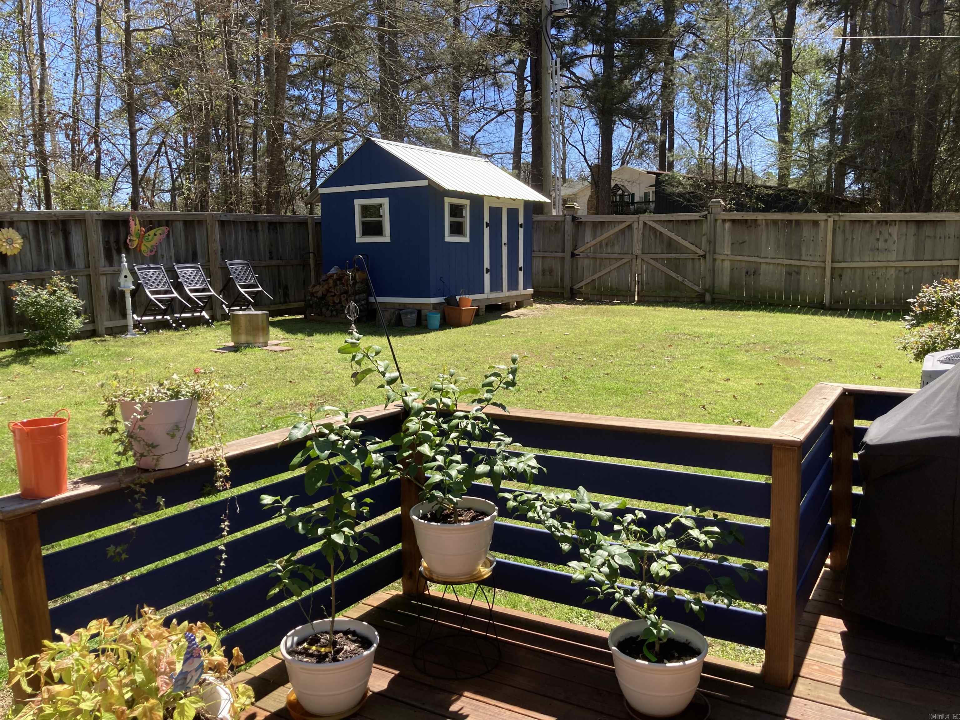 Pine Crest - Residential