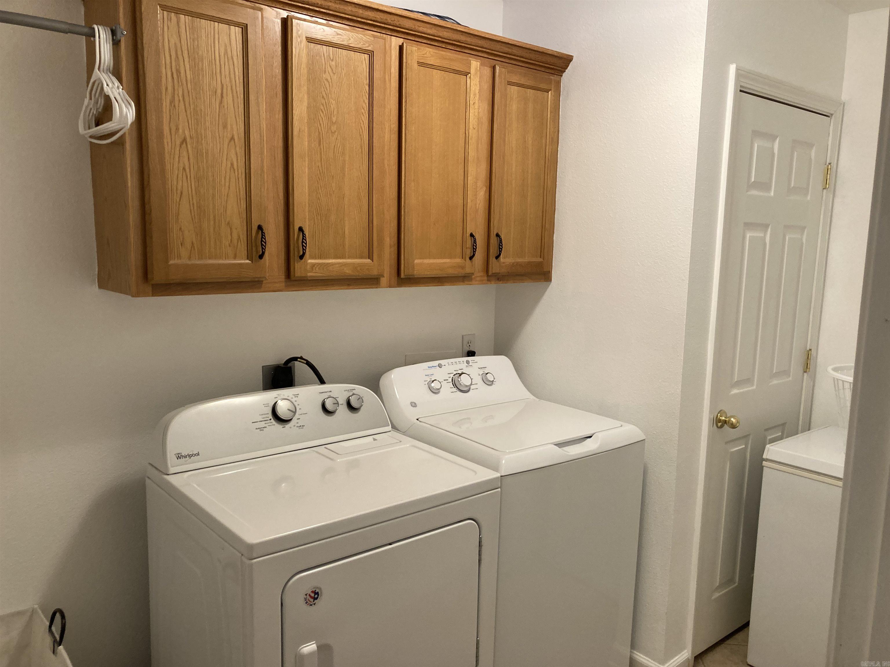 Pine Crest - Residential