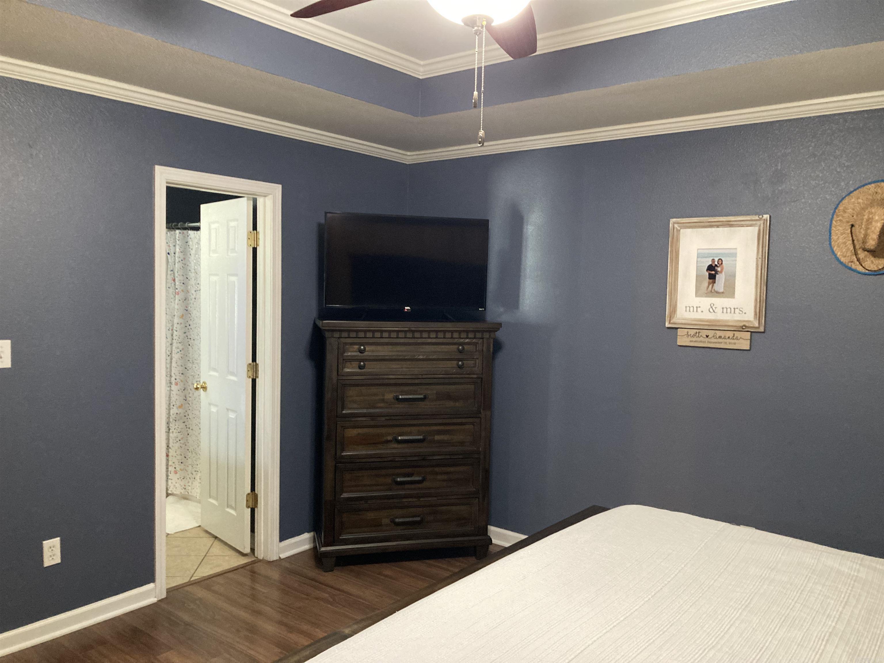 Pine Crest - Residential