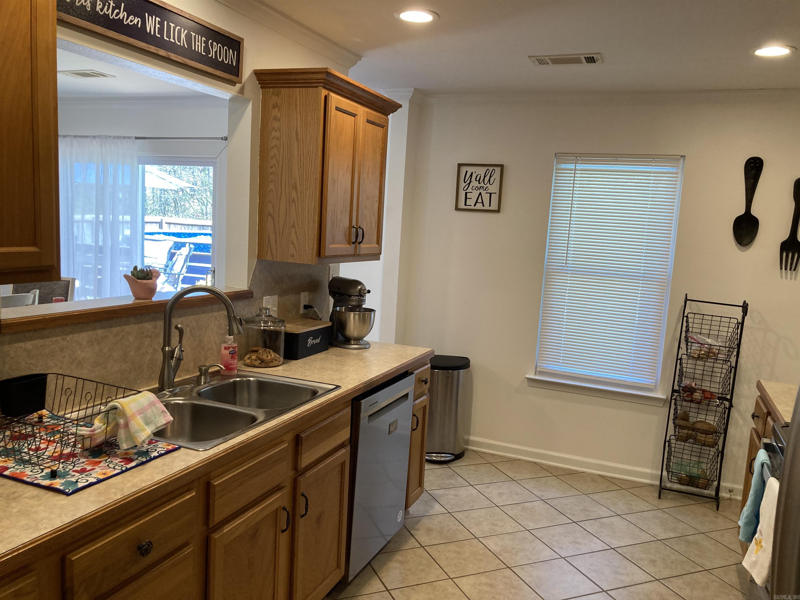 Pine Crest - Residential