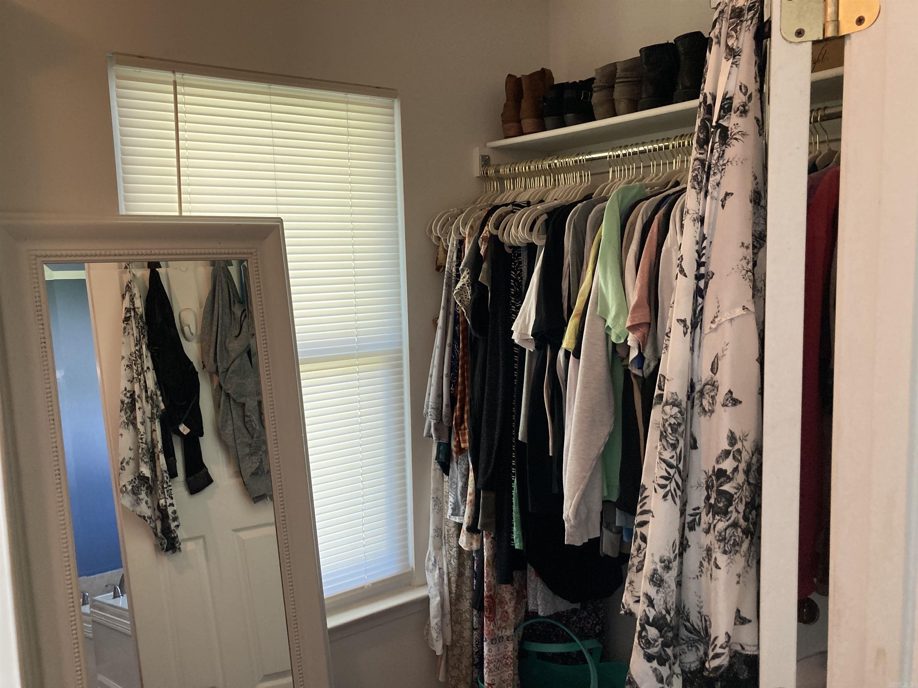 Pine Crest - Residential