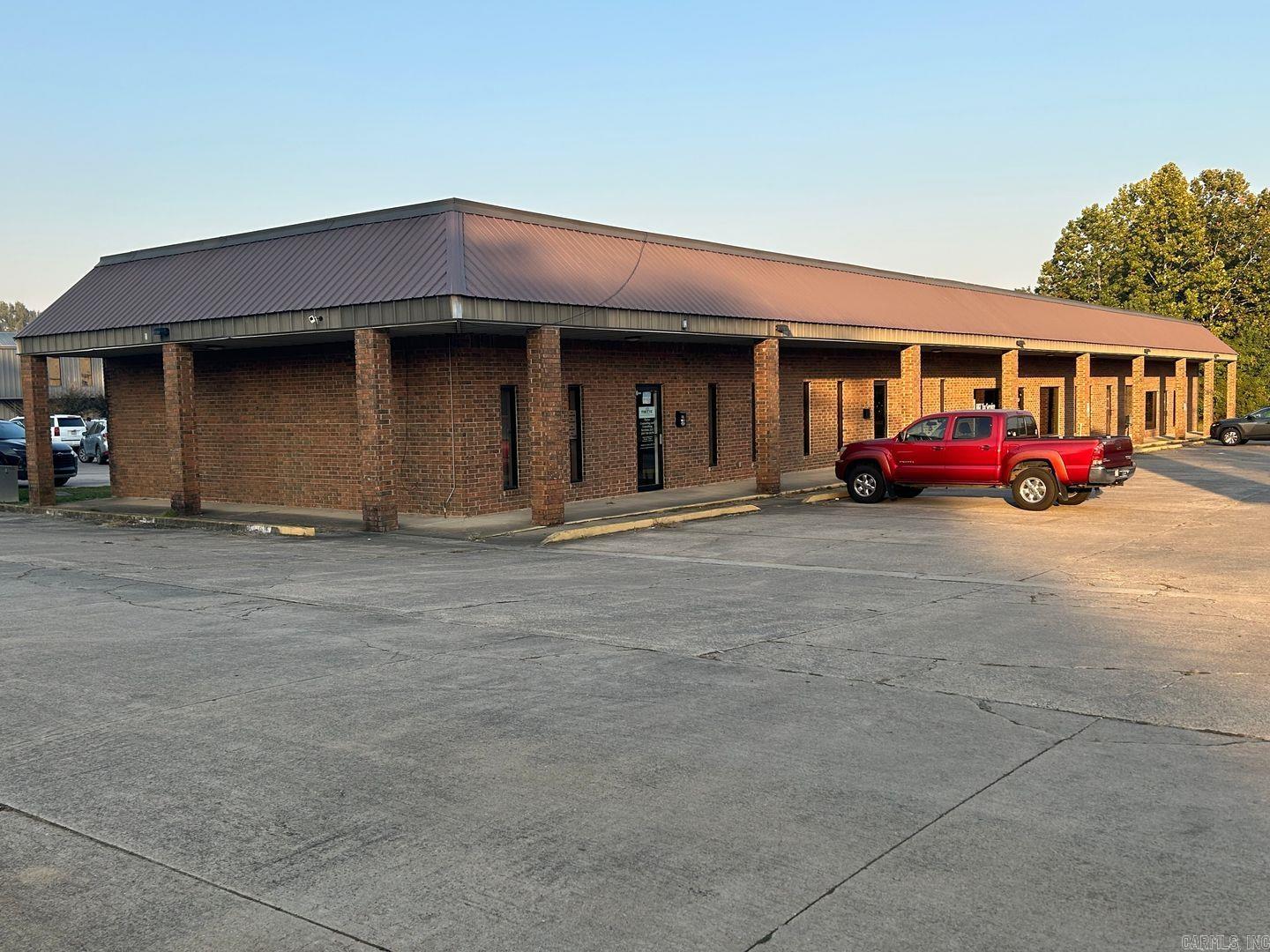 Stonewall - Commercial Lease