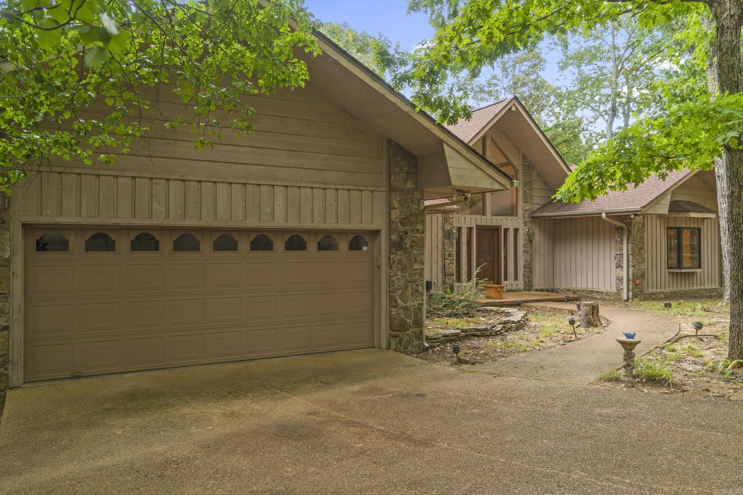 DIAMOND BLUFF ESTATES EAST - Residential