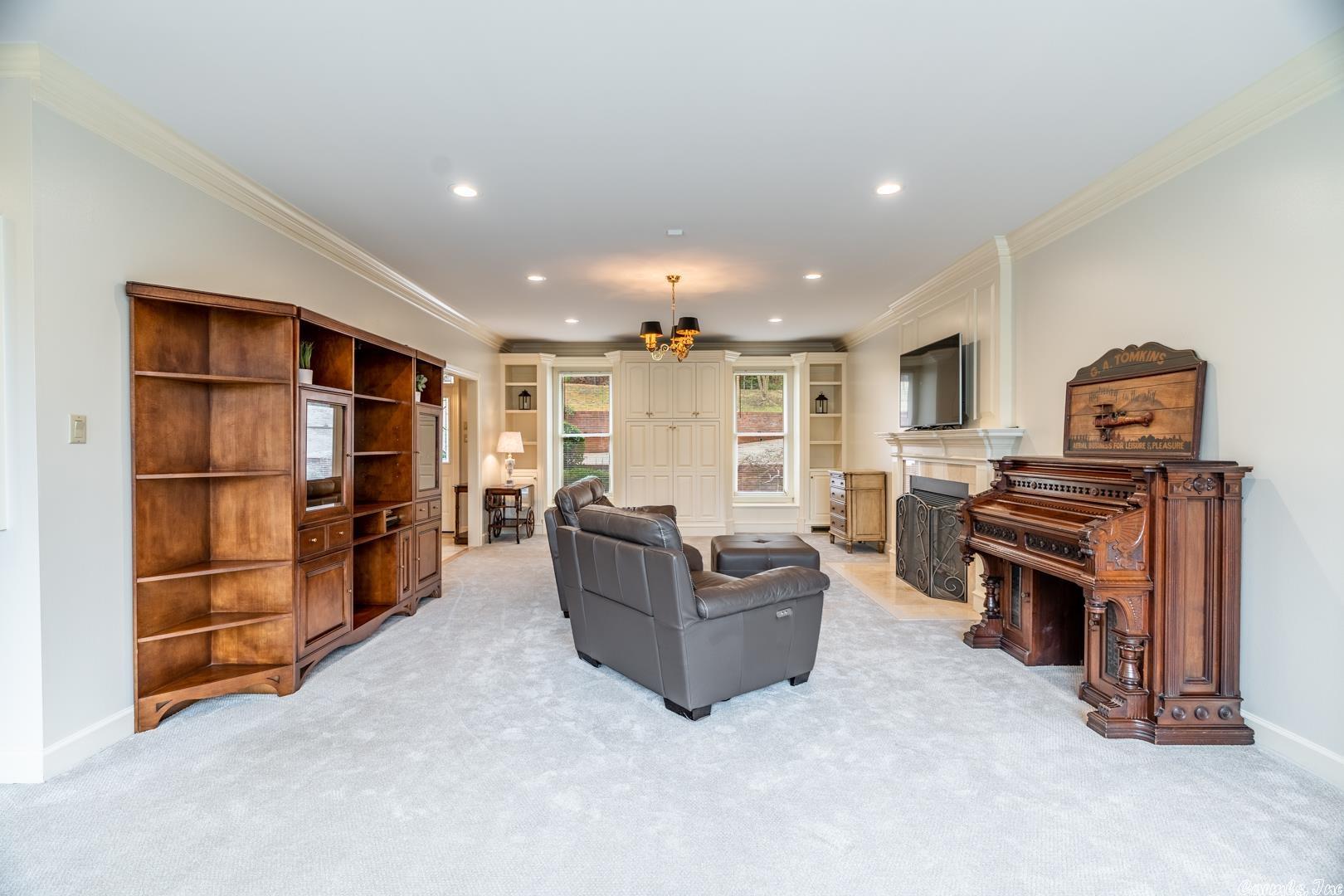 PLEASANT VALLEY - Residential