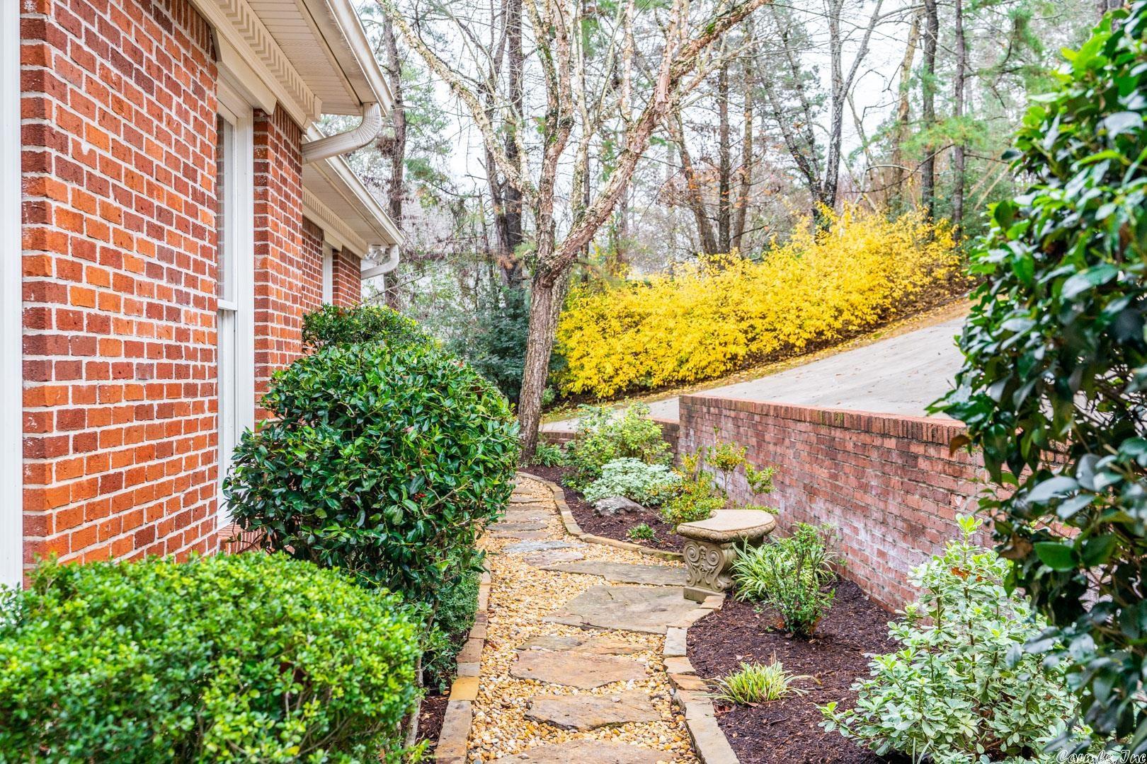 PLEASANT VALLEY - Residential