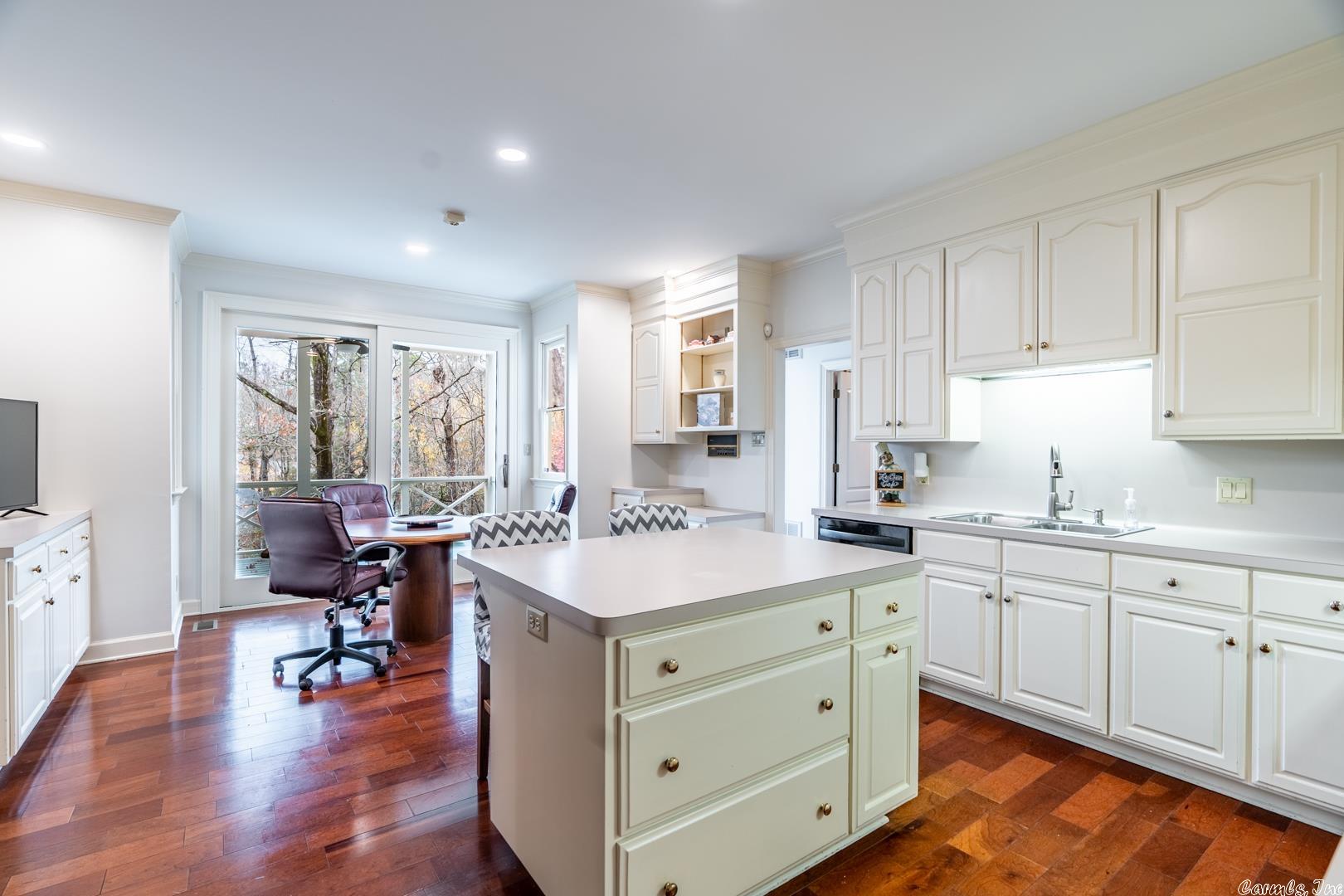 PLEASANT VALLEY - Residential