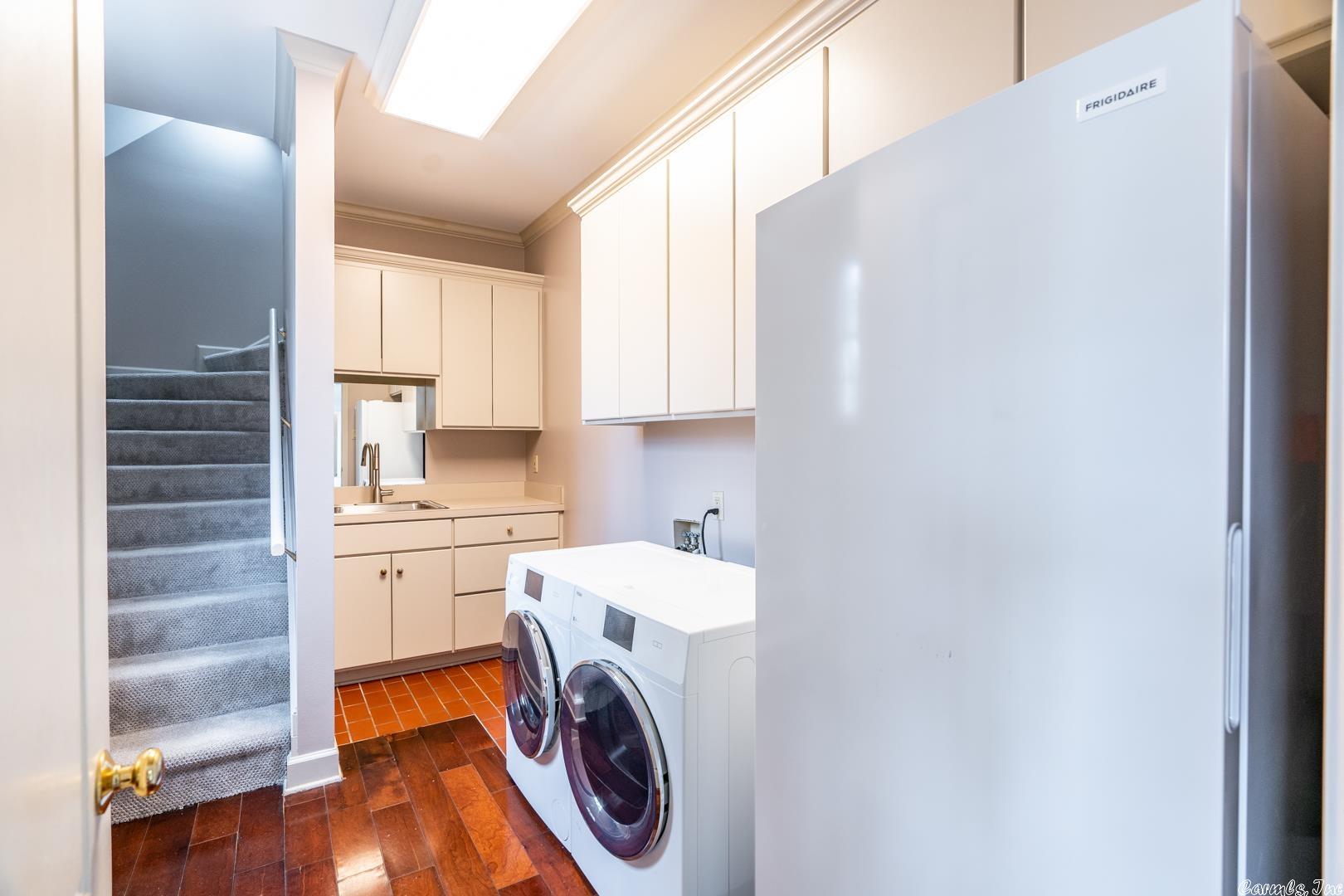 PLEASANT VALLEY - Residential