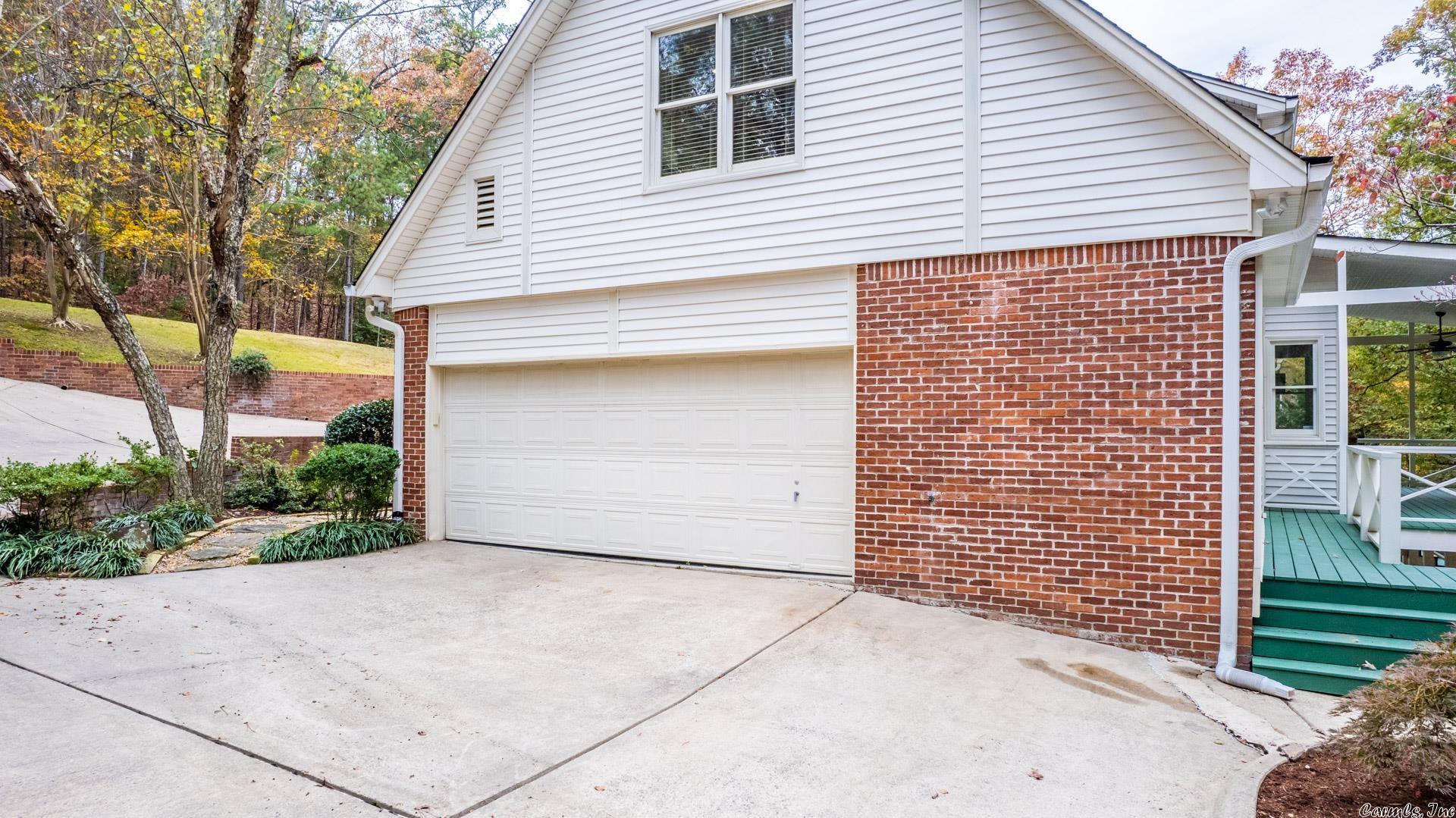 PLEASANT VALLEY - Residential