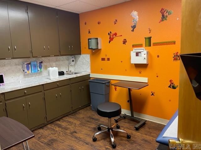 Watermans - Commercial Sale