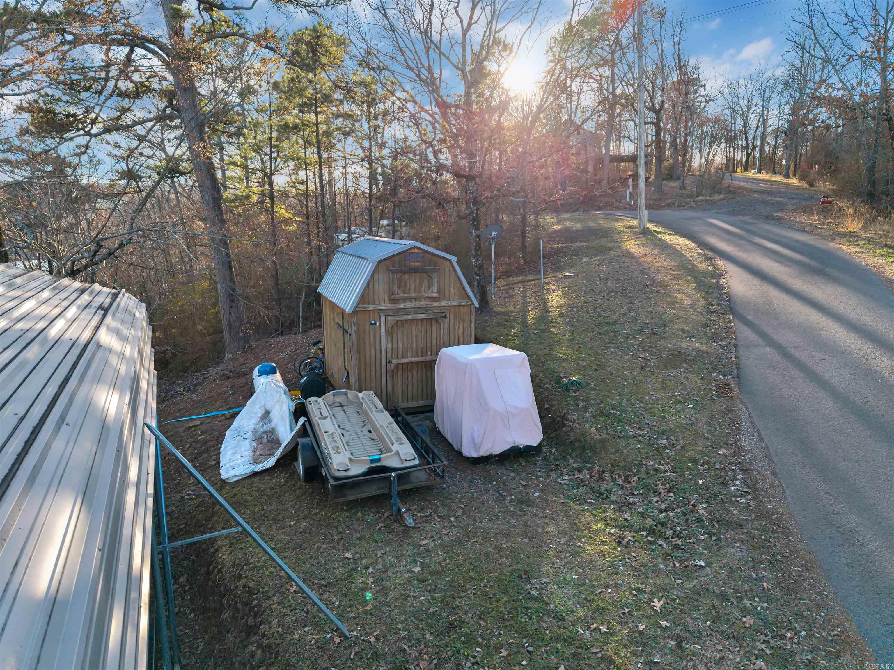 Satterfield Point - Land