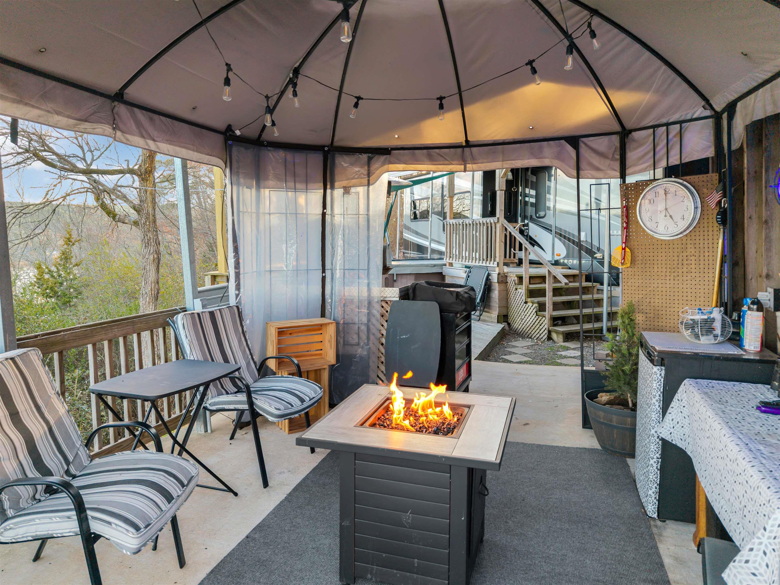 Satterfield Point - Land