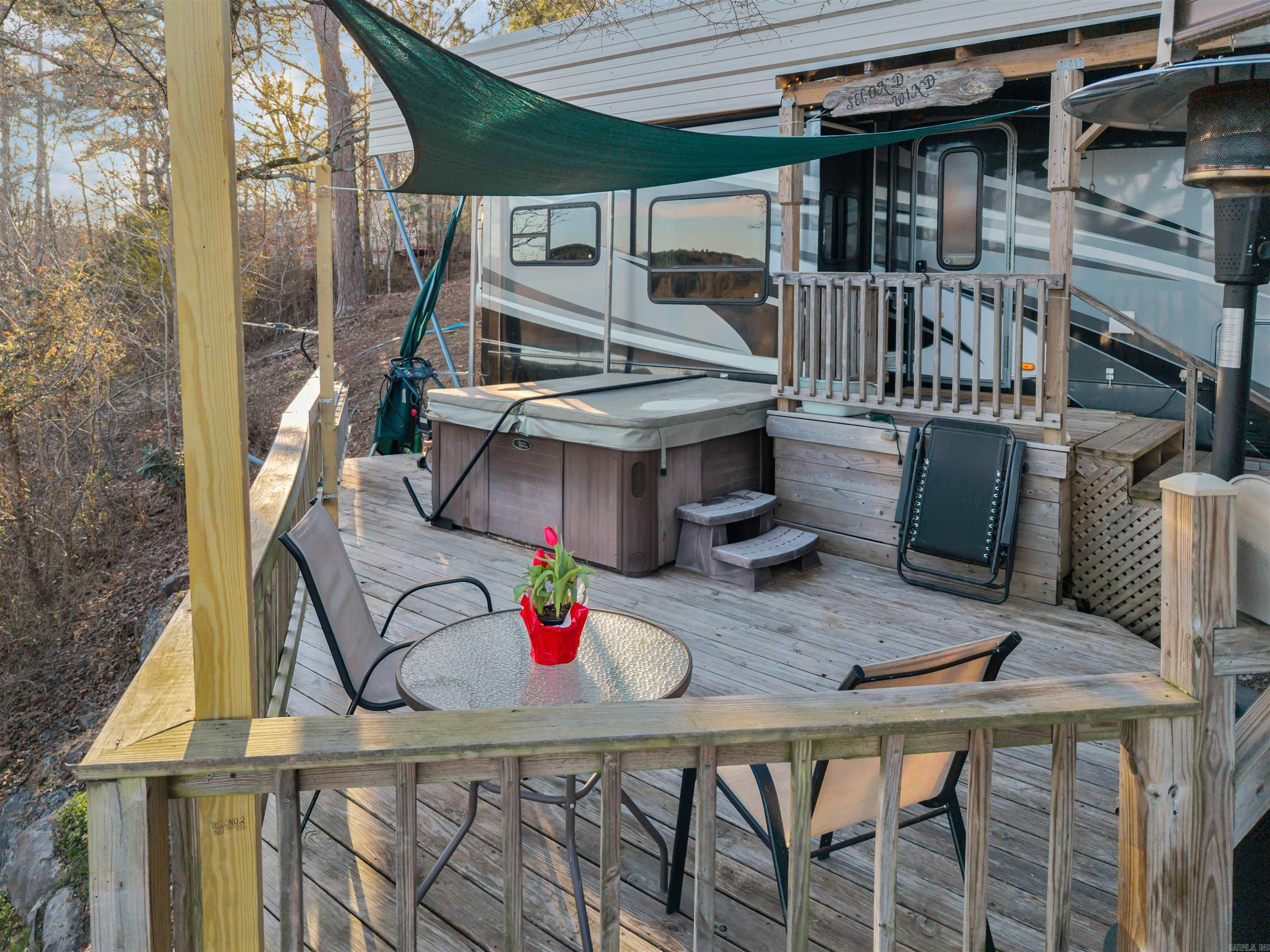 Satterfield Point - Land