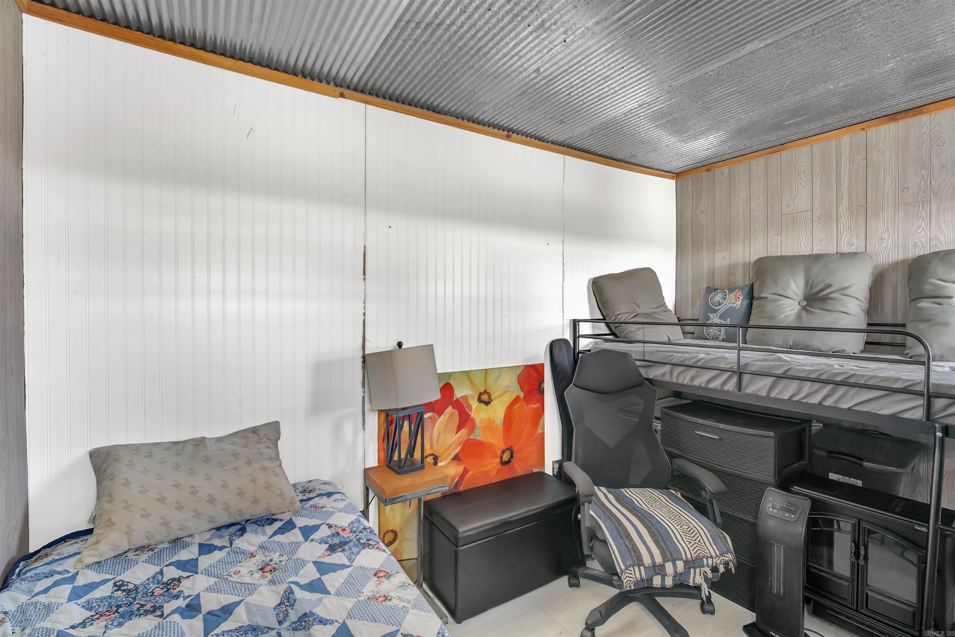 Satterfield Point - Land