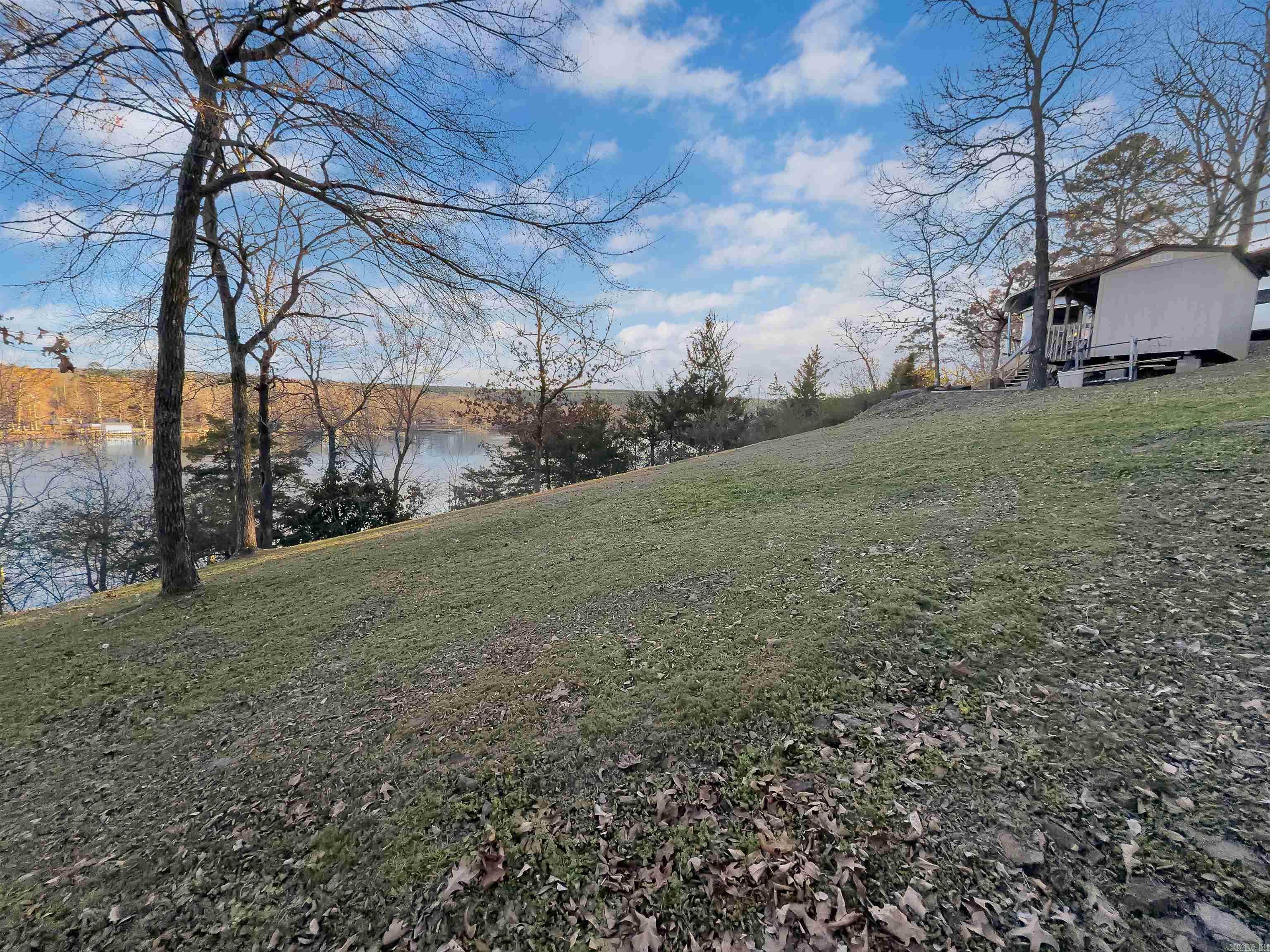 Satterfield Point - Land