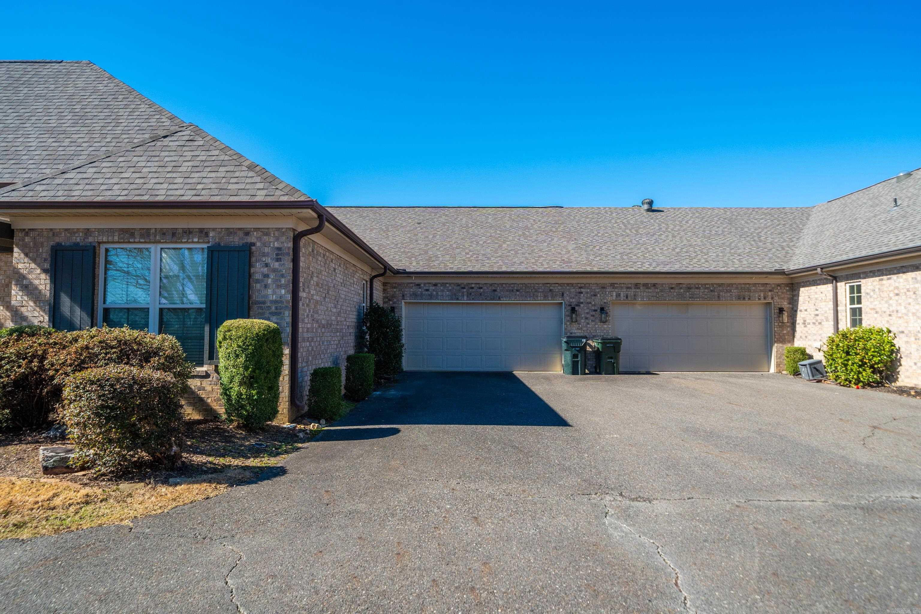 Legends - Residential