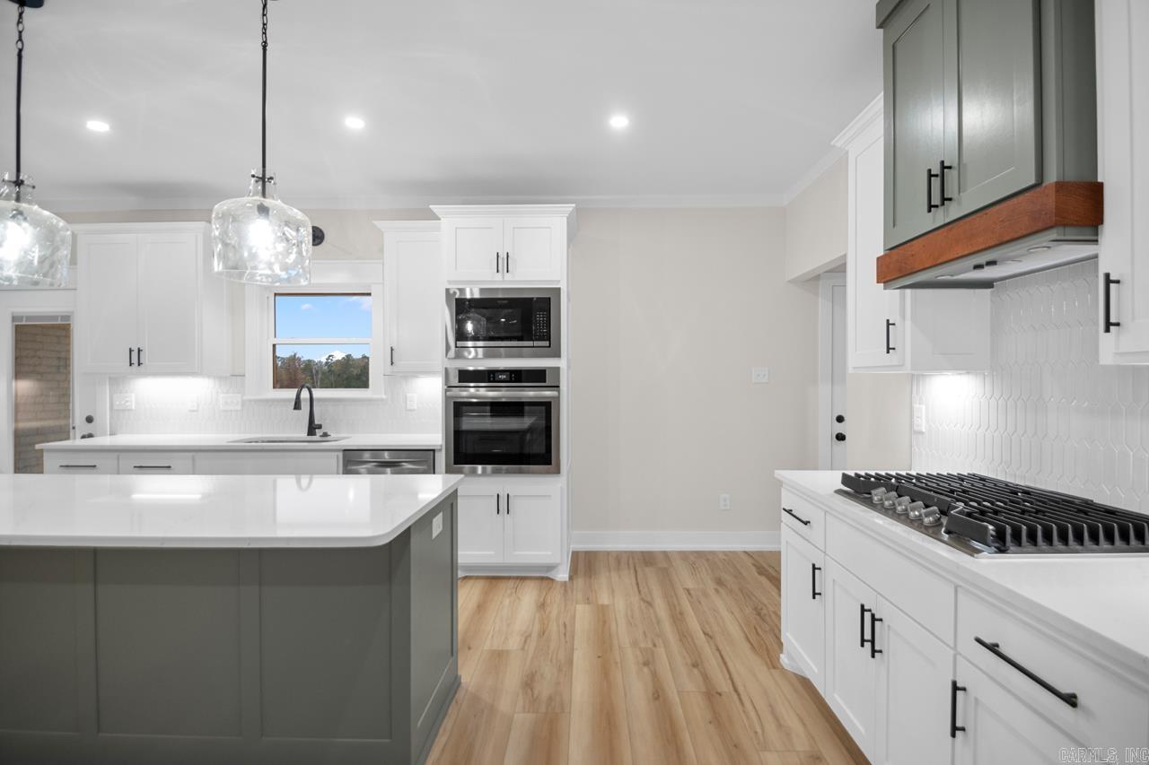 OAK TREE SOUTH - Residential