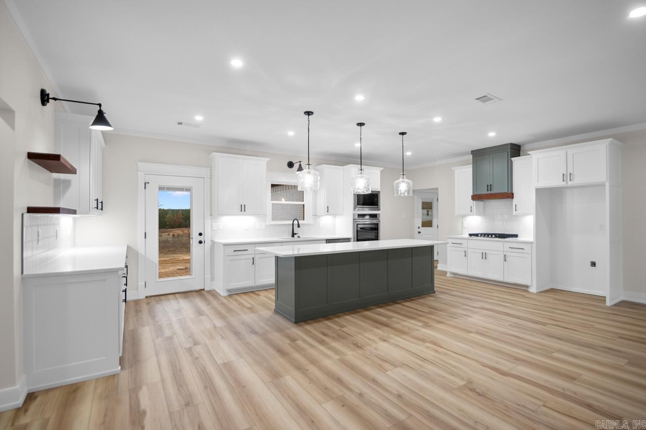 OAK TREE SOUTH - Residential