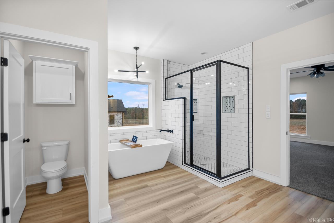 OAK TREE SOUTH - Residential