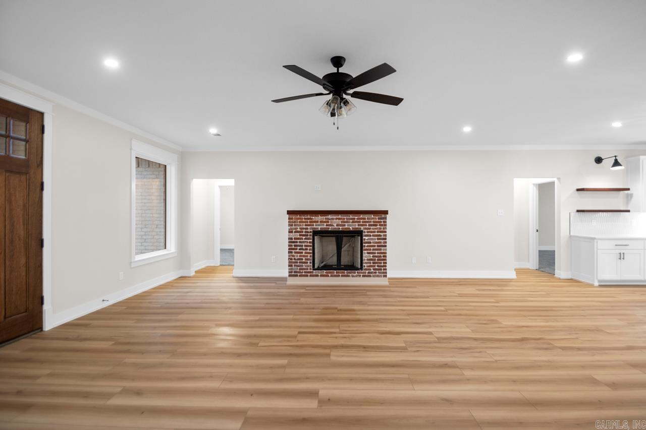 OAK TREE SOUTH - Residential