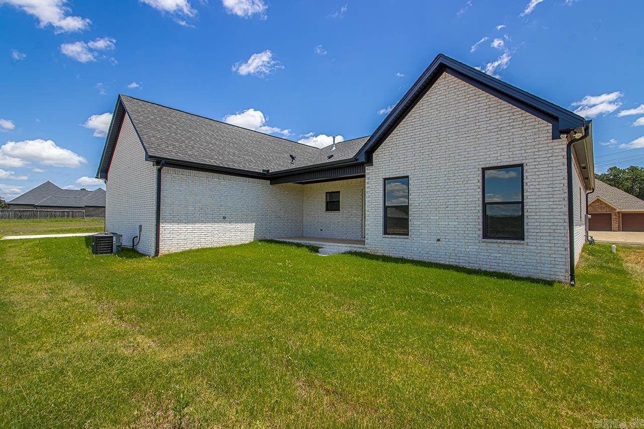 OAK TREE SOUTH - Residential
