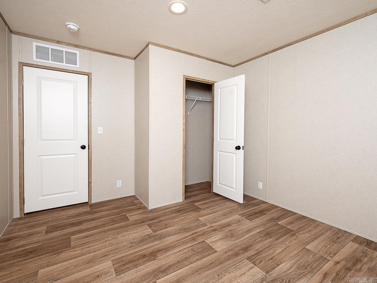 MOUNTAIN PINE ESTATES - Residential