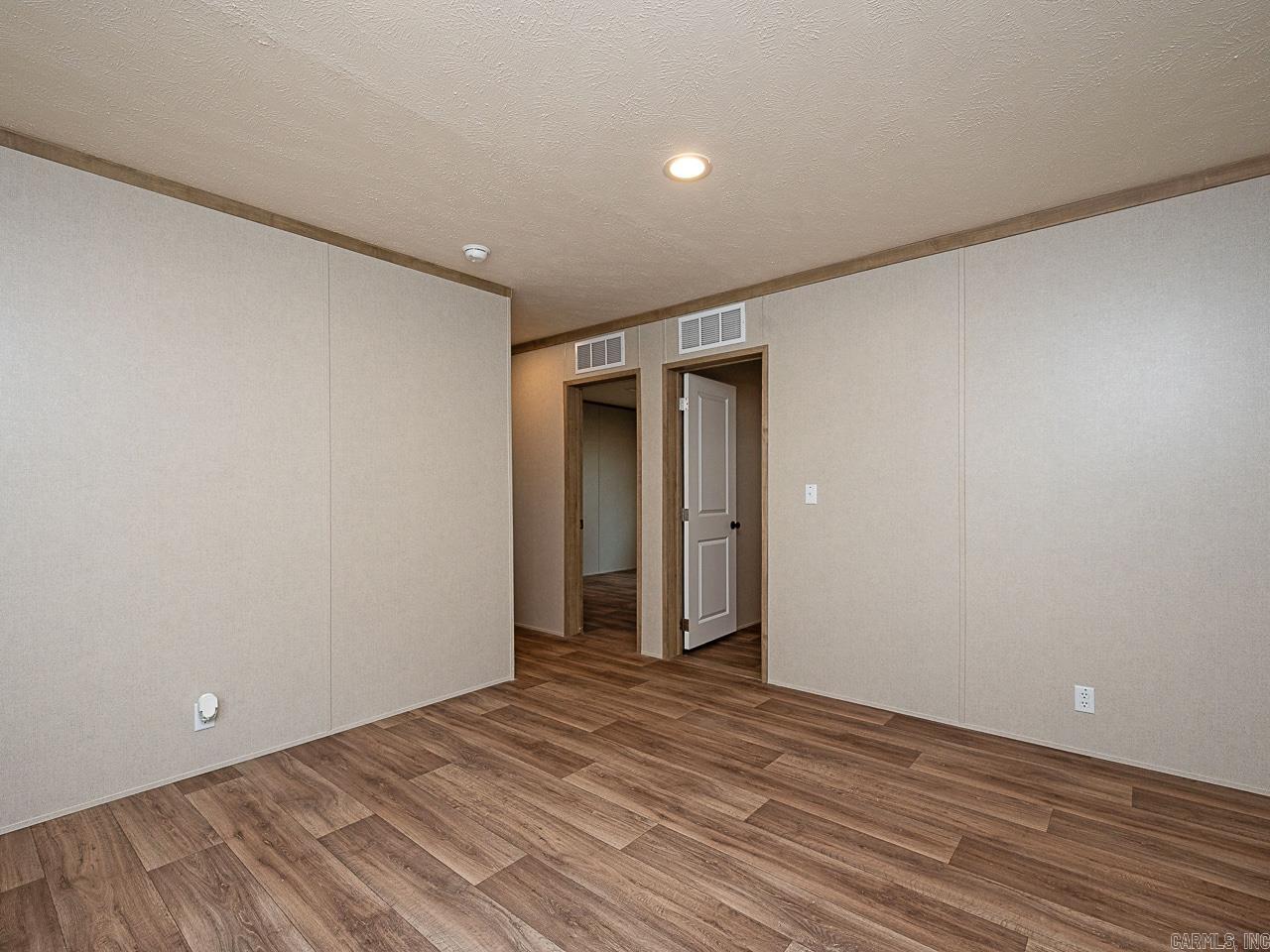 MOUNTAIN PINE ESTATES - Residential