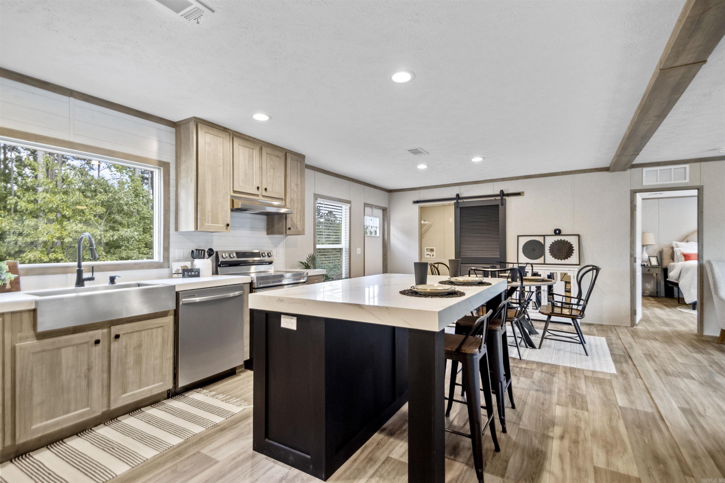 MOUNTAIN PINE ESTATES - Residential
