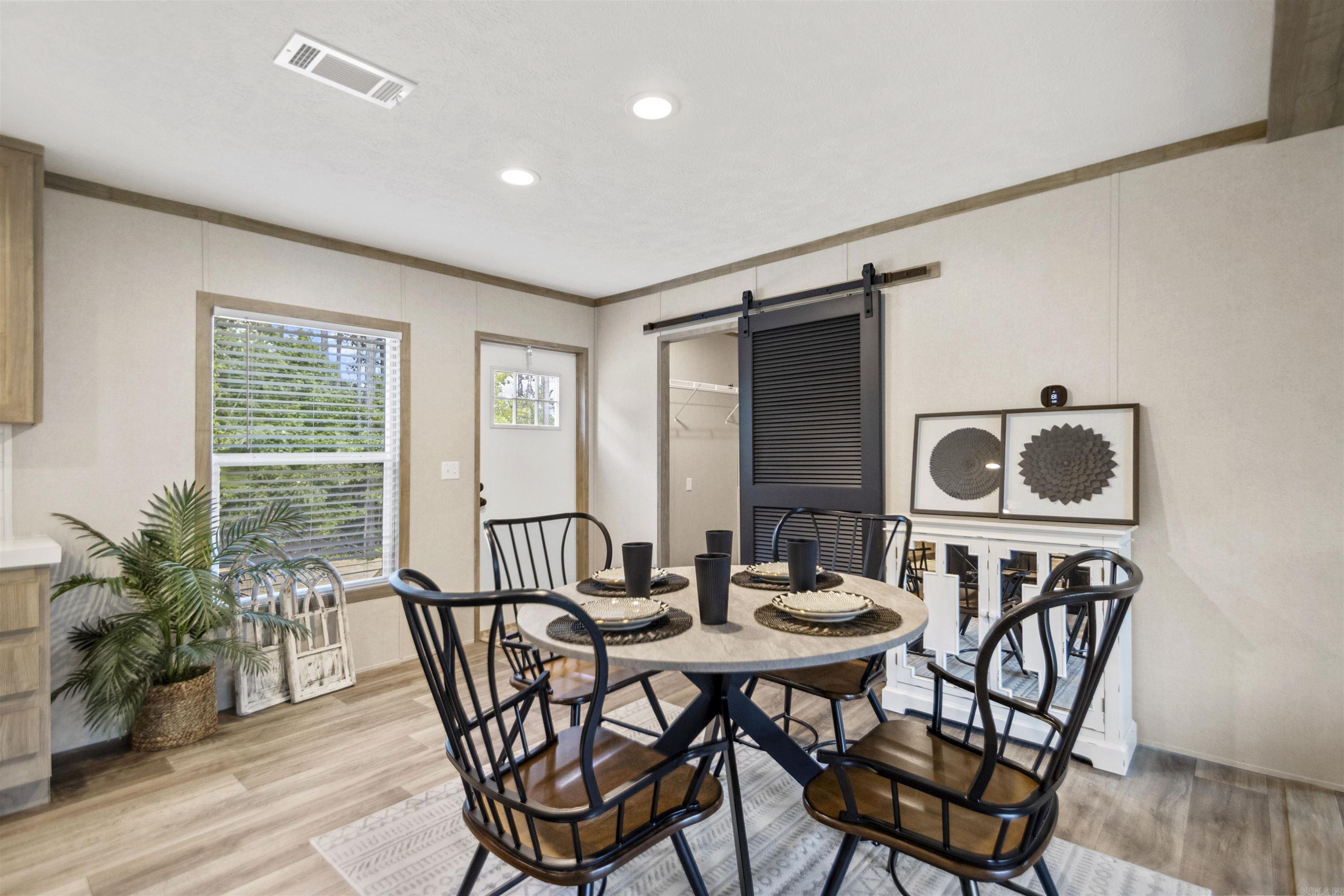 MOUNTAIN PINE ESTATES - Residential