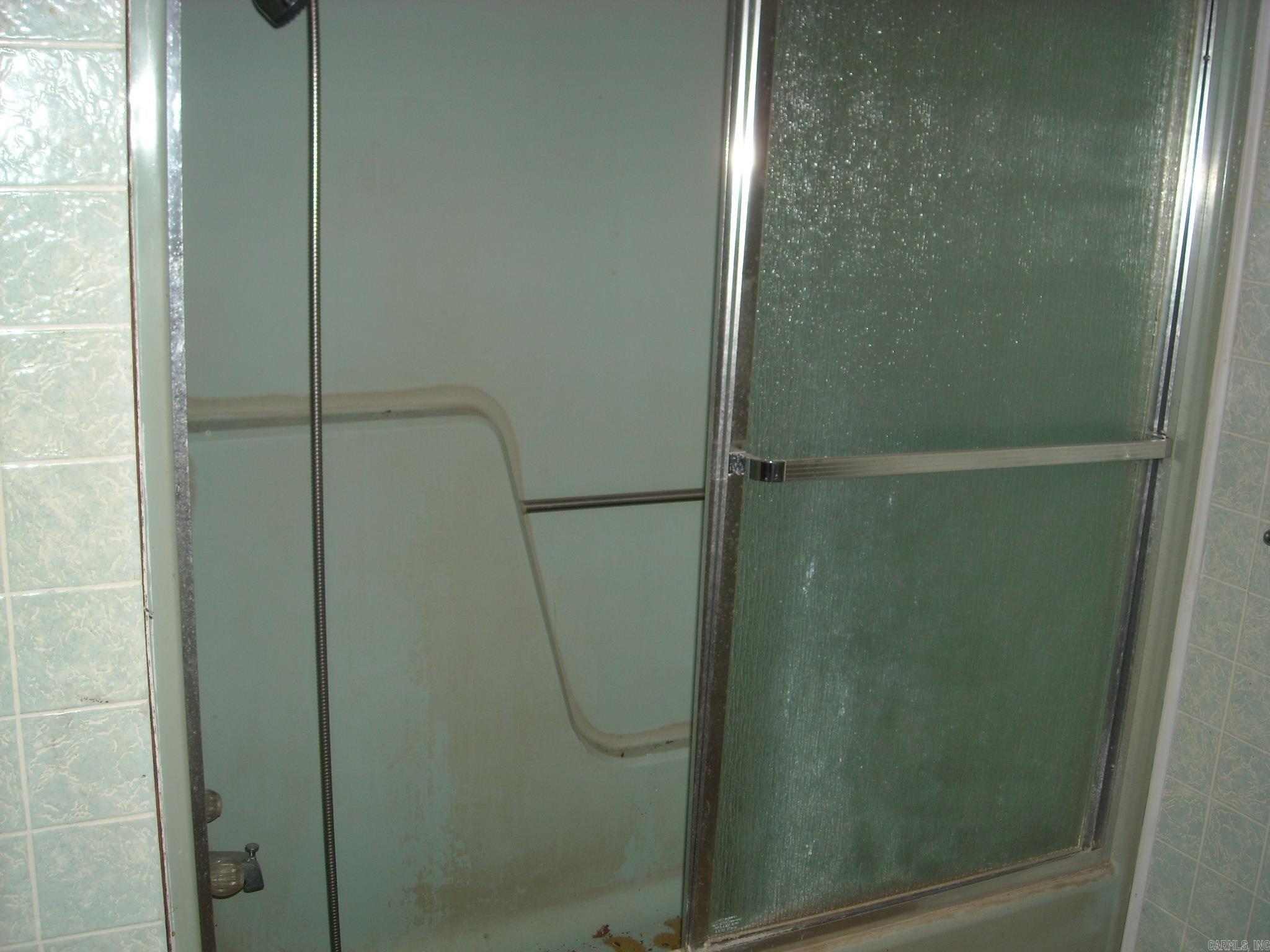 SCHOOL -STRONG - Residential