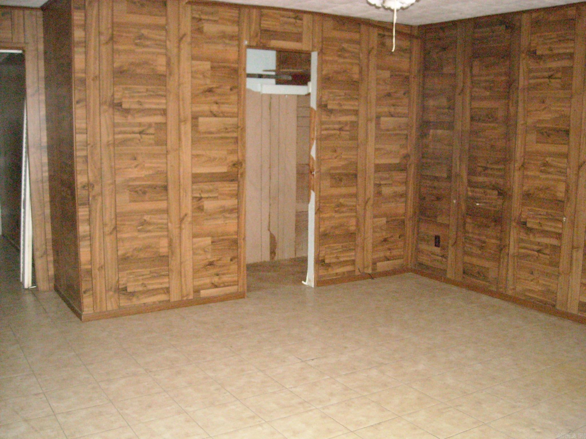 SCHOOL -STRONG - Residential