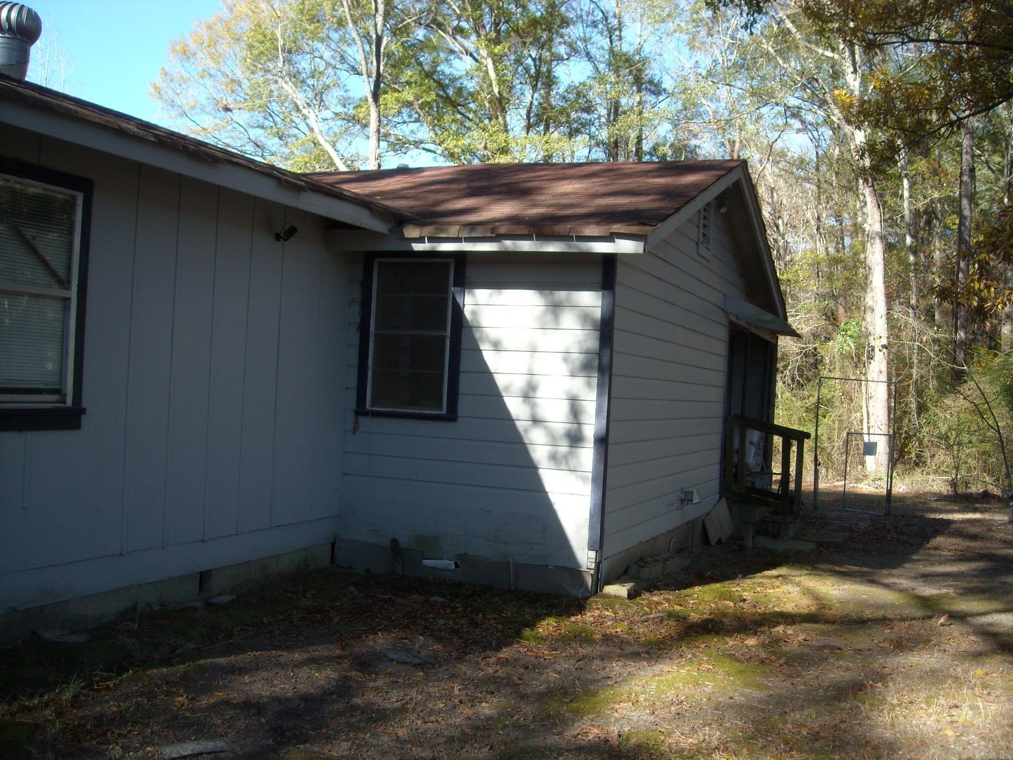 SCHOOL -STRONG - Residential