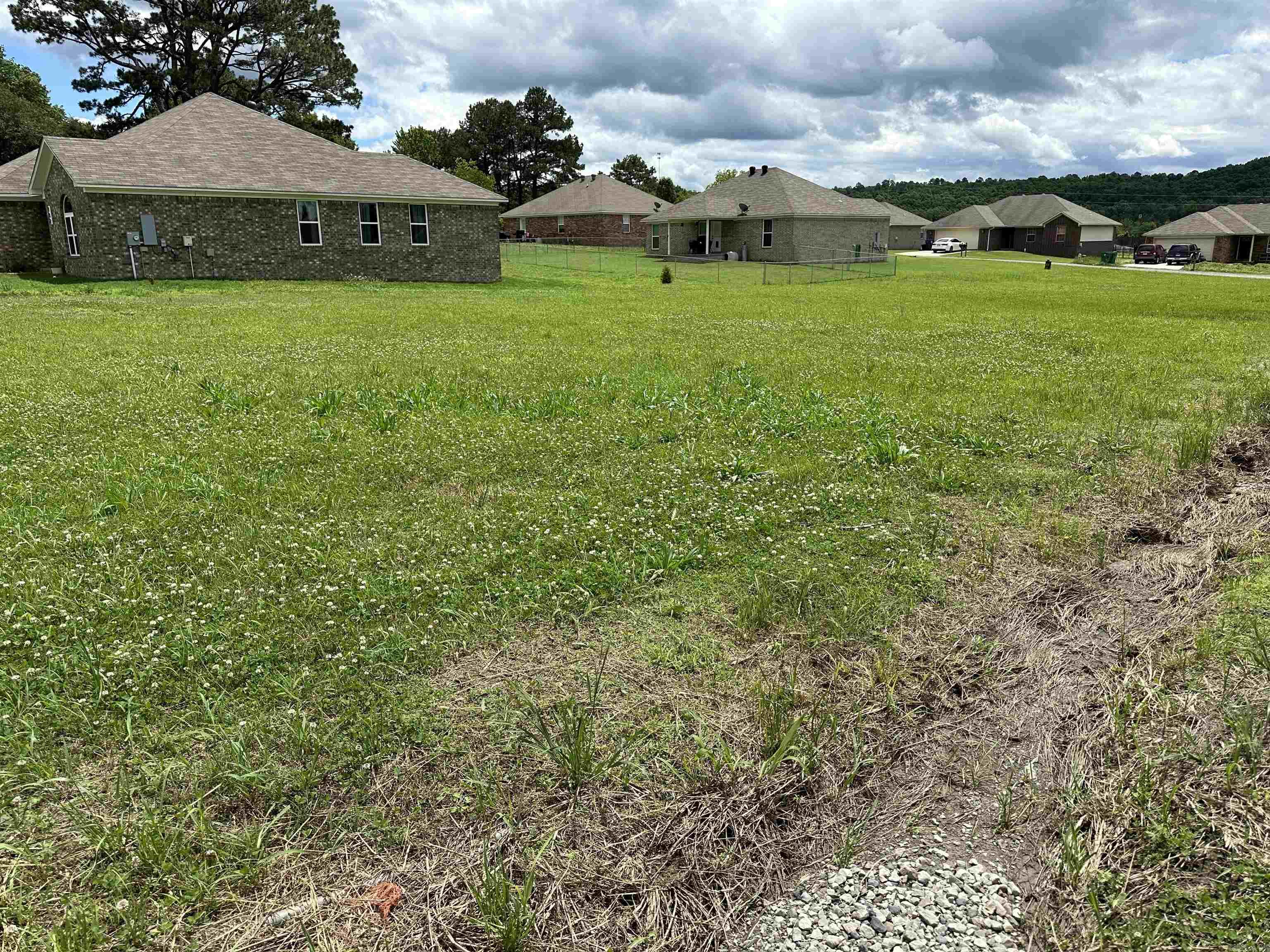 Nice buildable lot in the heart of Rose Bud.