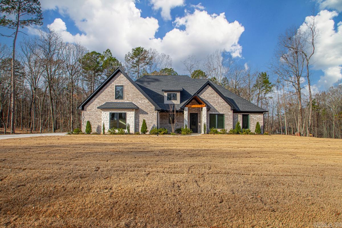 AVILLA MANOR - Residential