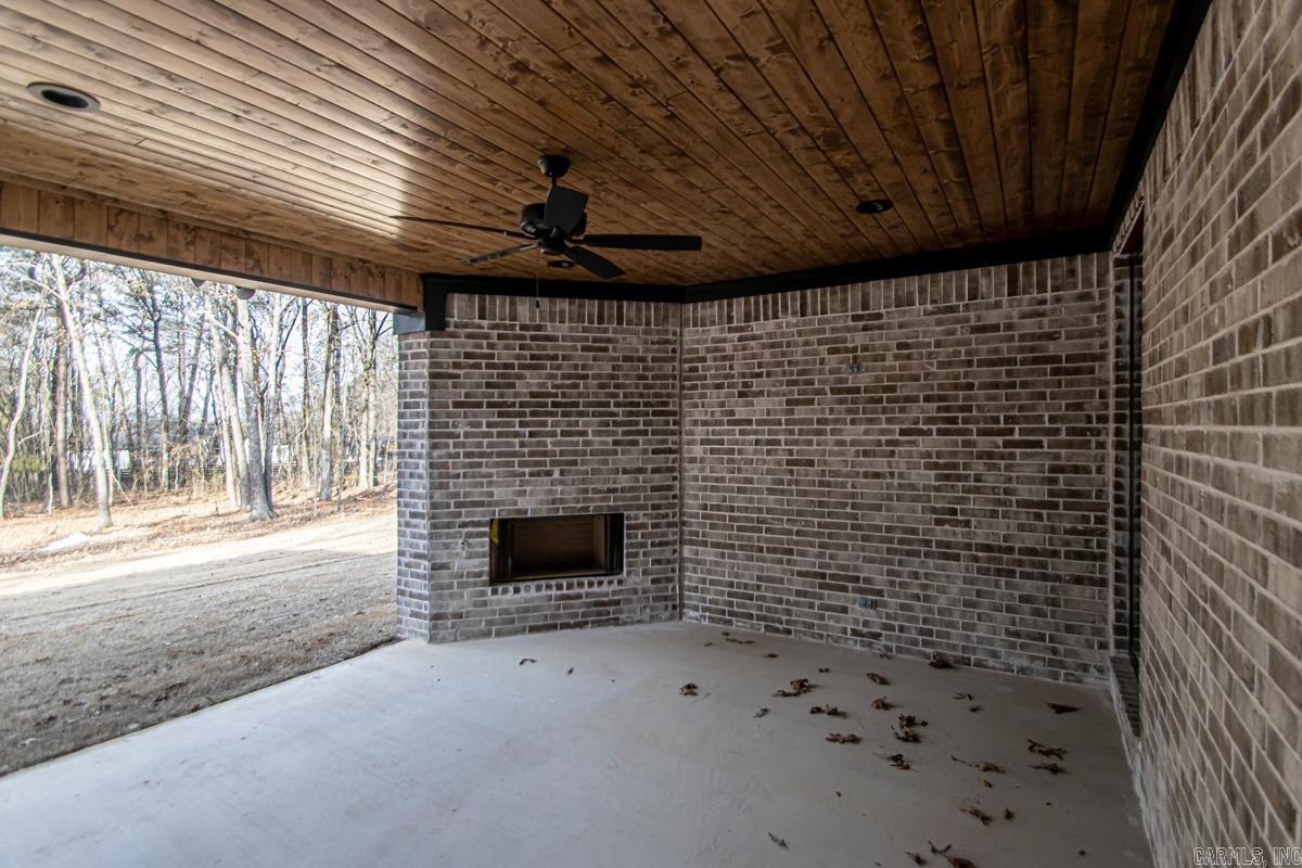 AVILLA MANOR - Residential