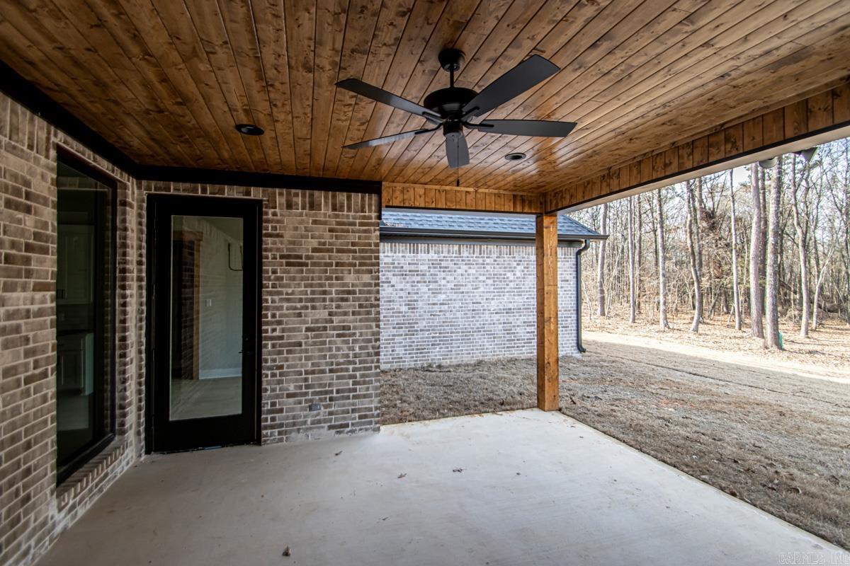 AVILLA MANOR - Residential