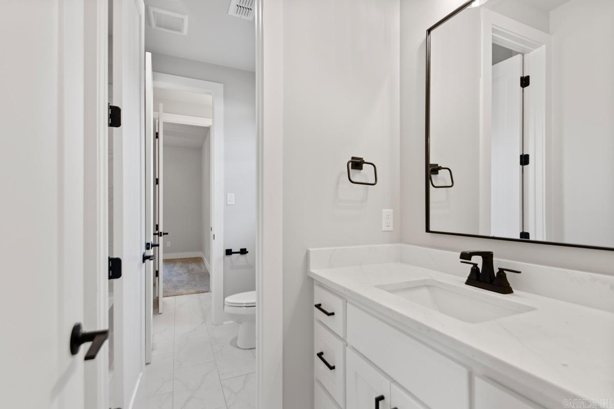 AVILLA MANOR - Residential