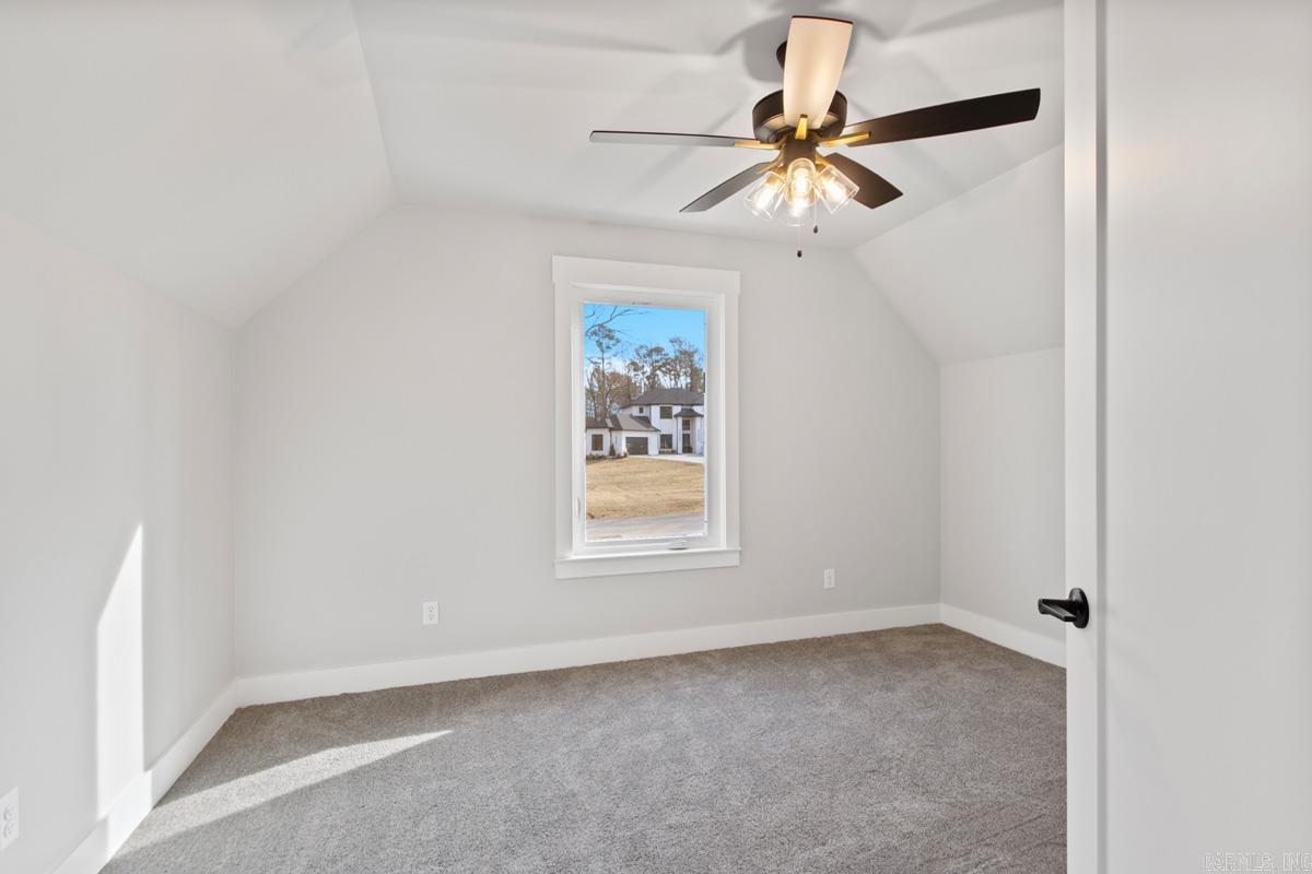 AVILLA MANOR - Residential