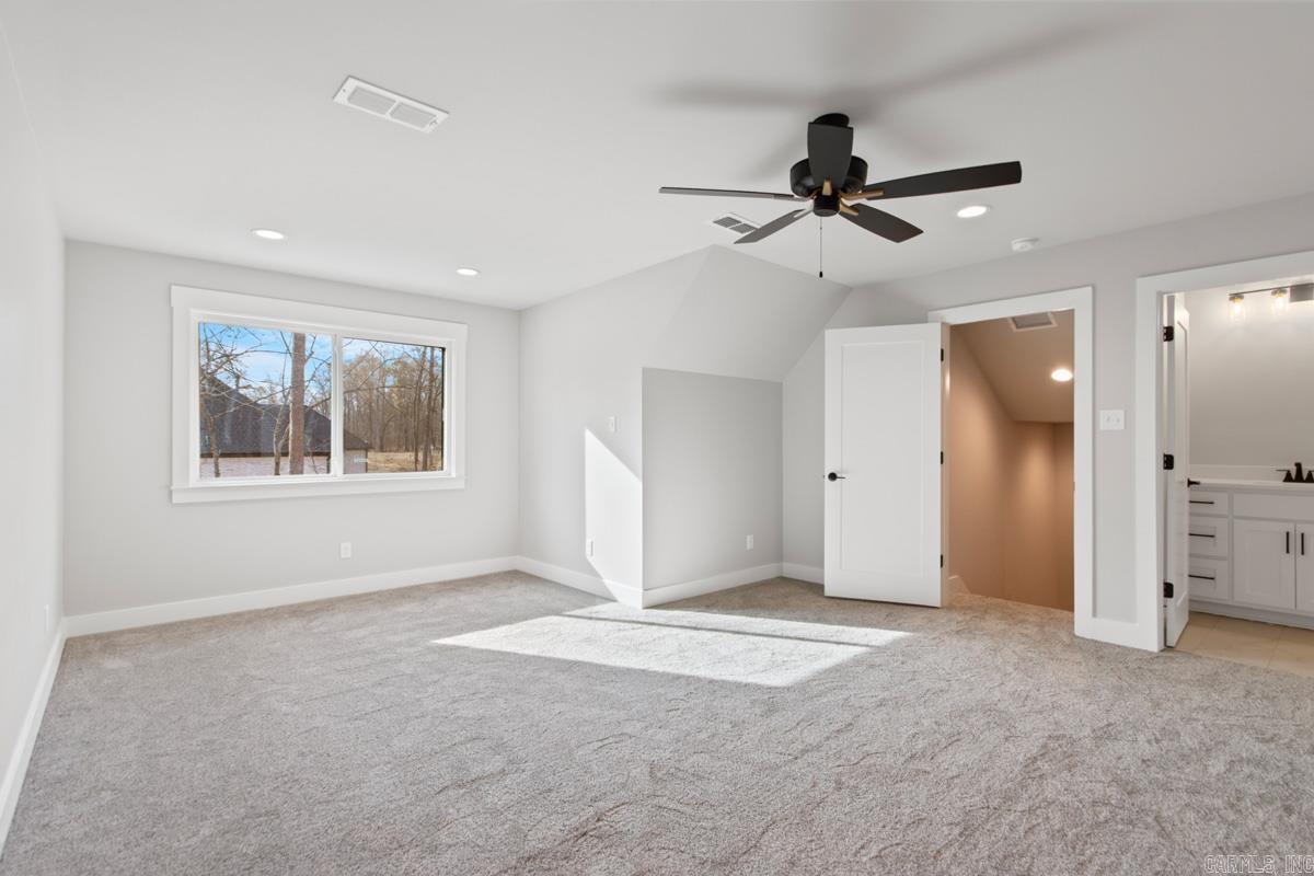 AVILLA MANOR - Residential