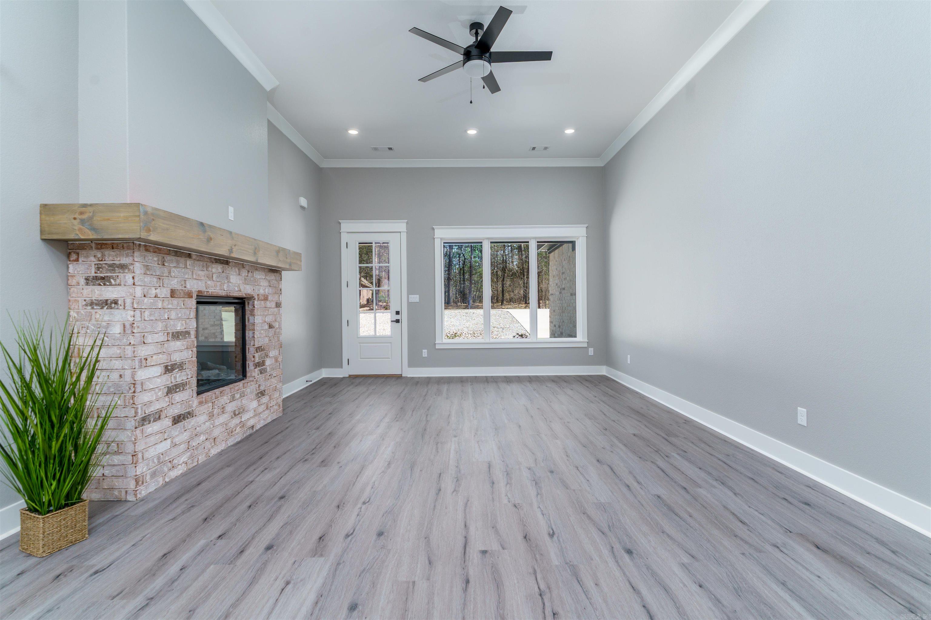 Cresta - Residential