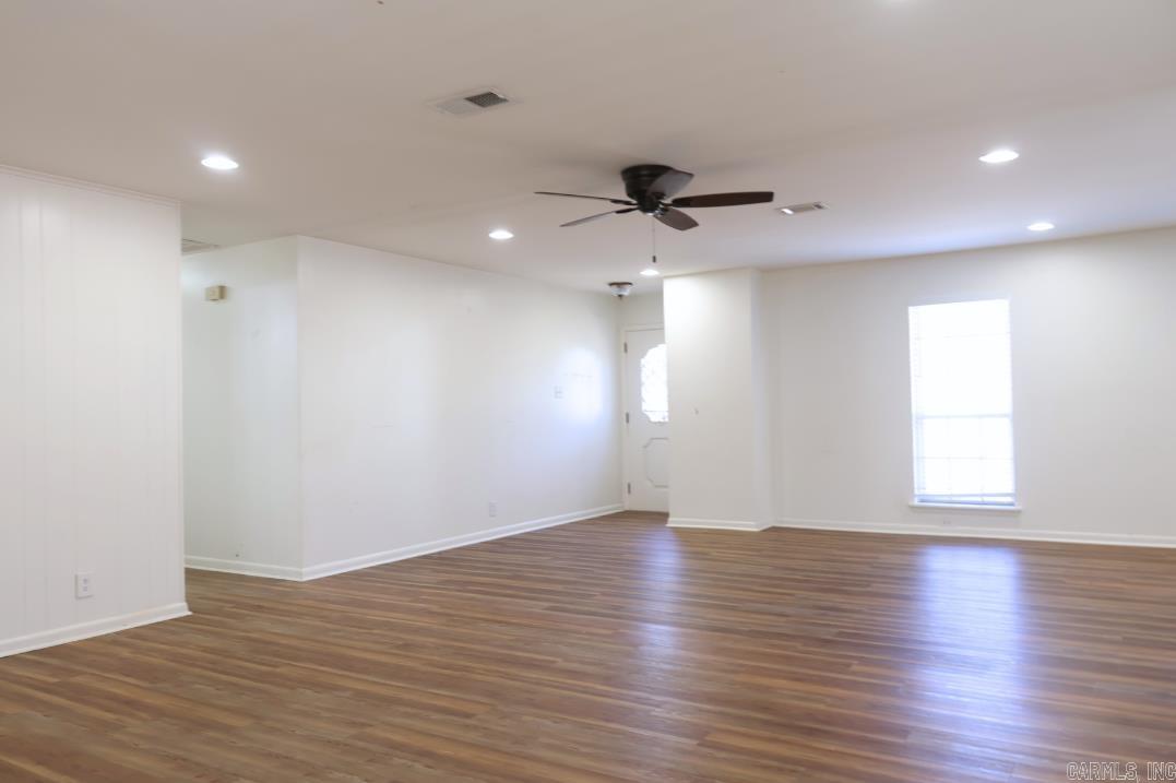 STURBRIDGE - Residential