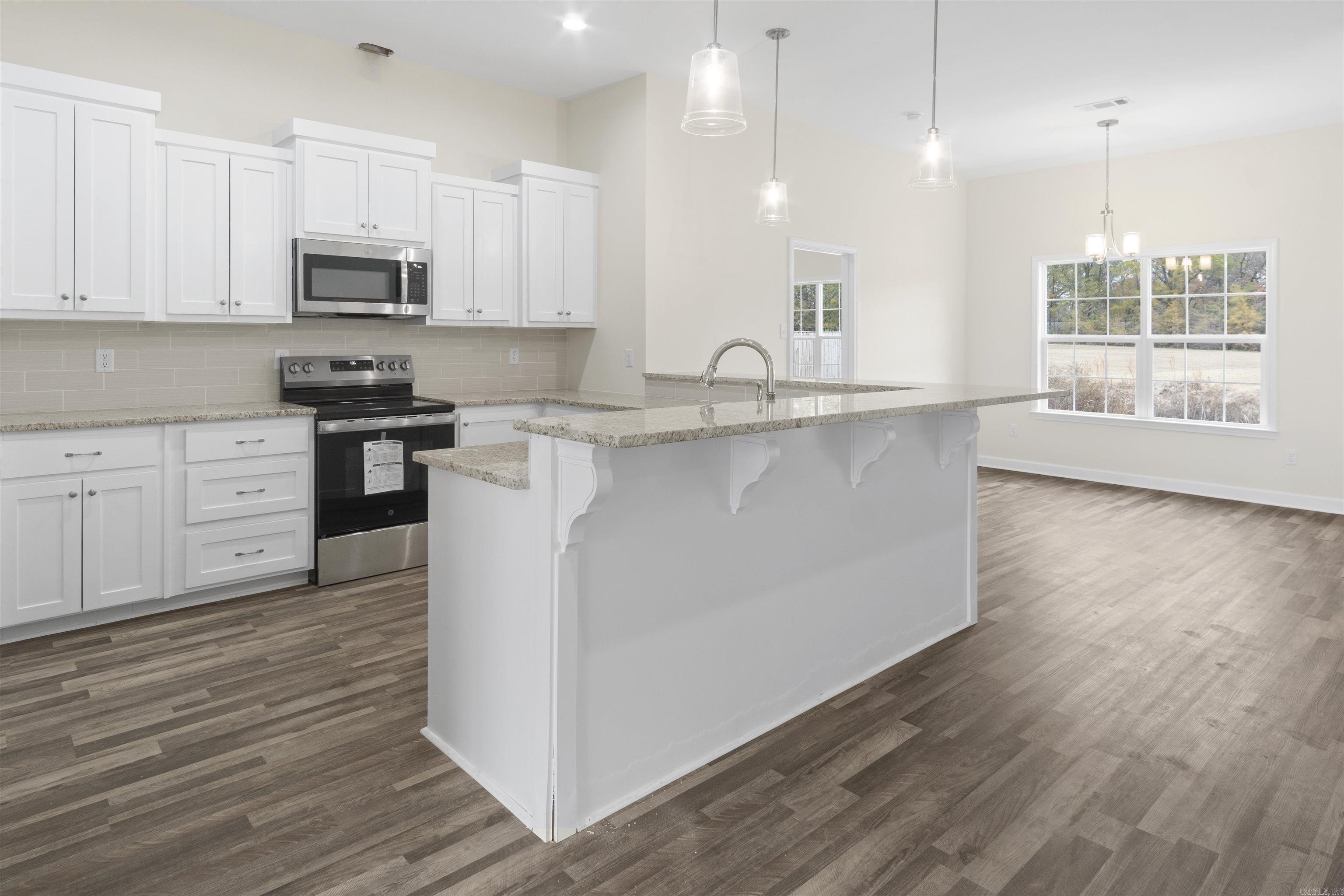 THE RIVER PLANTATION PH-VII, FIN - Residential