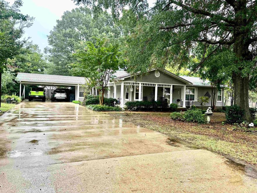 Great location in the middle of town - secluded, yet close to shopping, restaurants, and hospitals. Lots of privacy in a very unique home.  Call today to set up a showing.