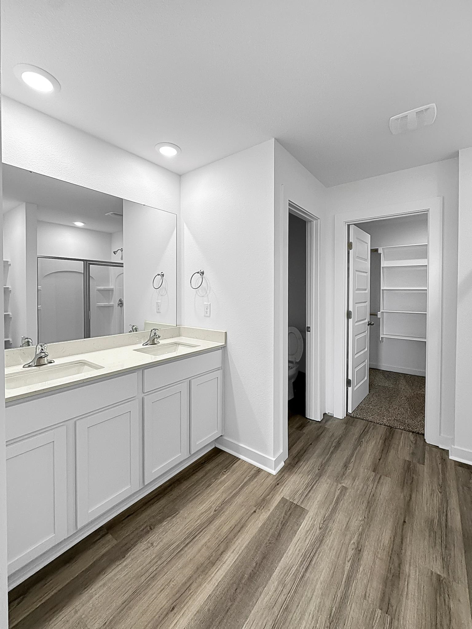 THE VILLAS AT HOPE VALLEY PHASE - Residential