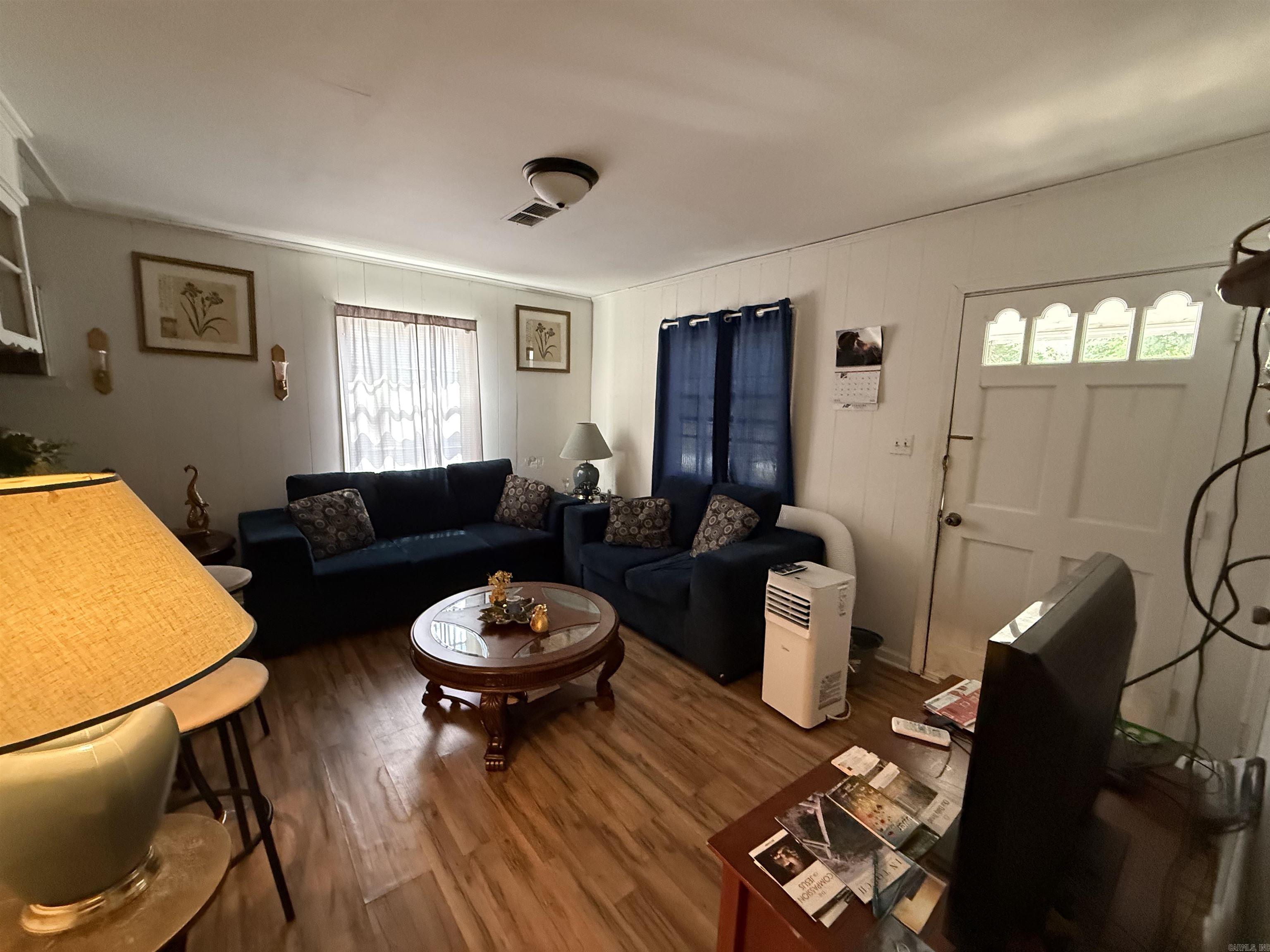 Twin Oaks - Residential