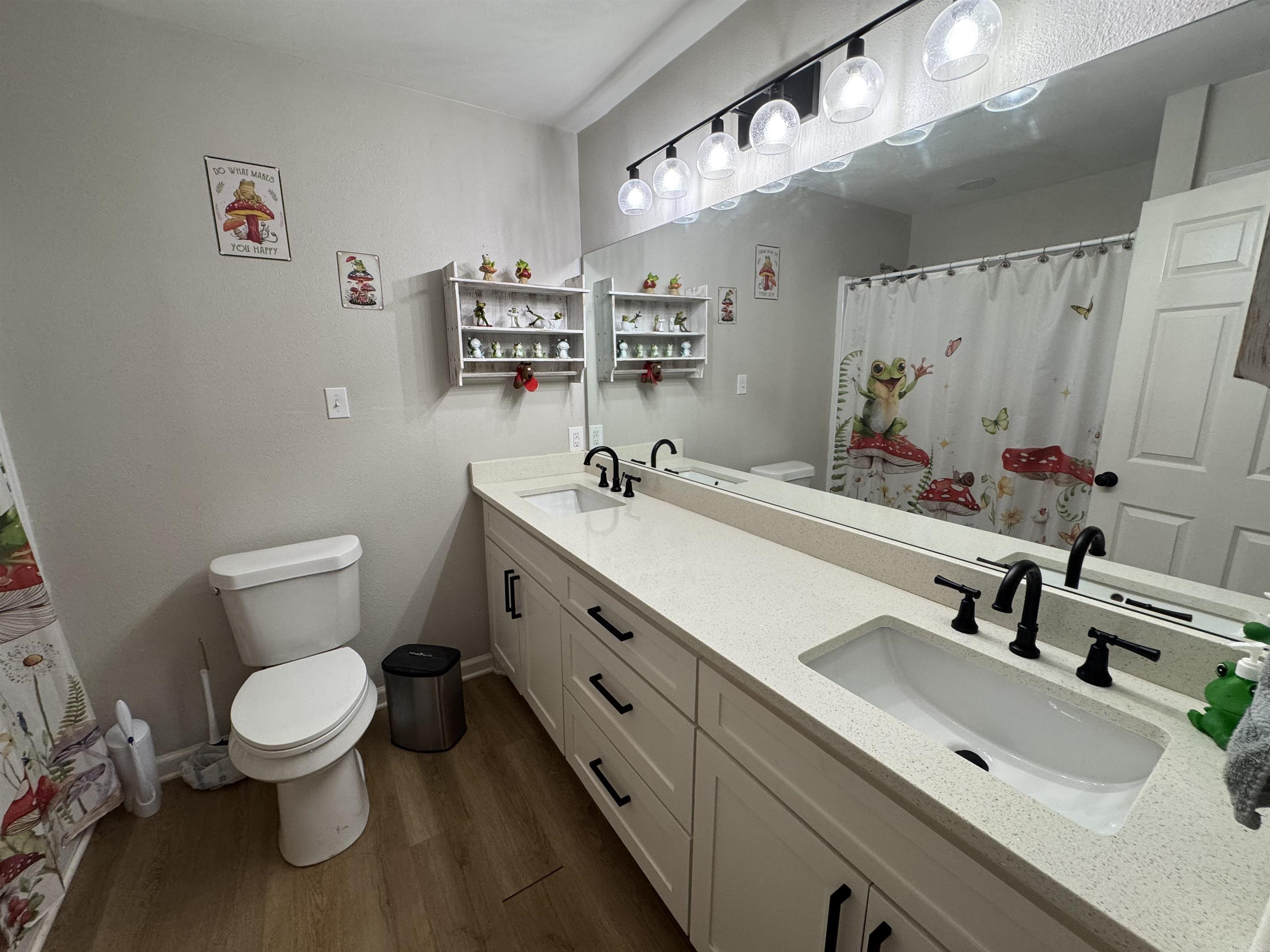 WOODRIDGE - Residential